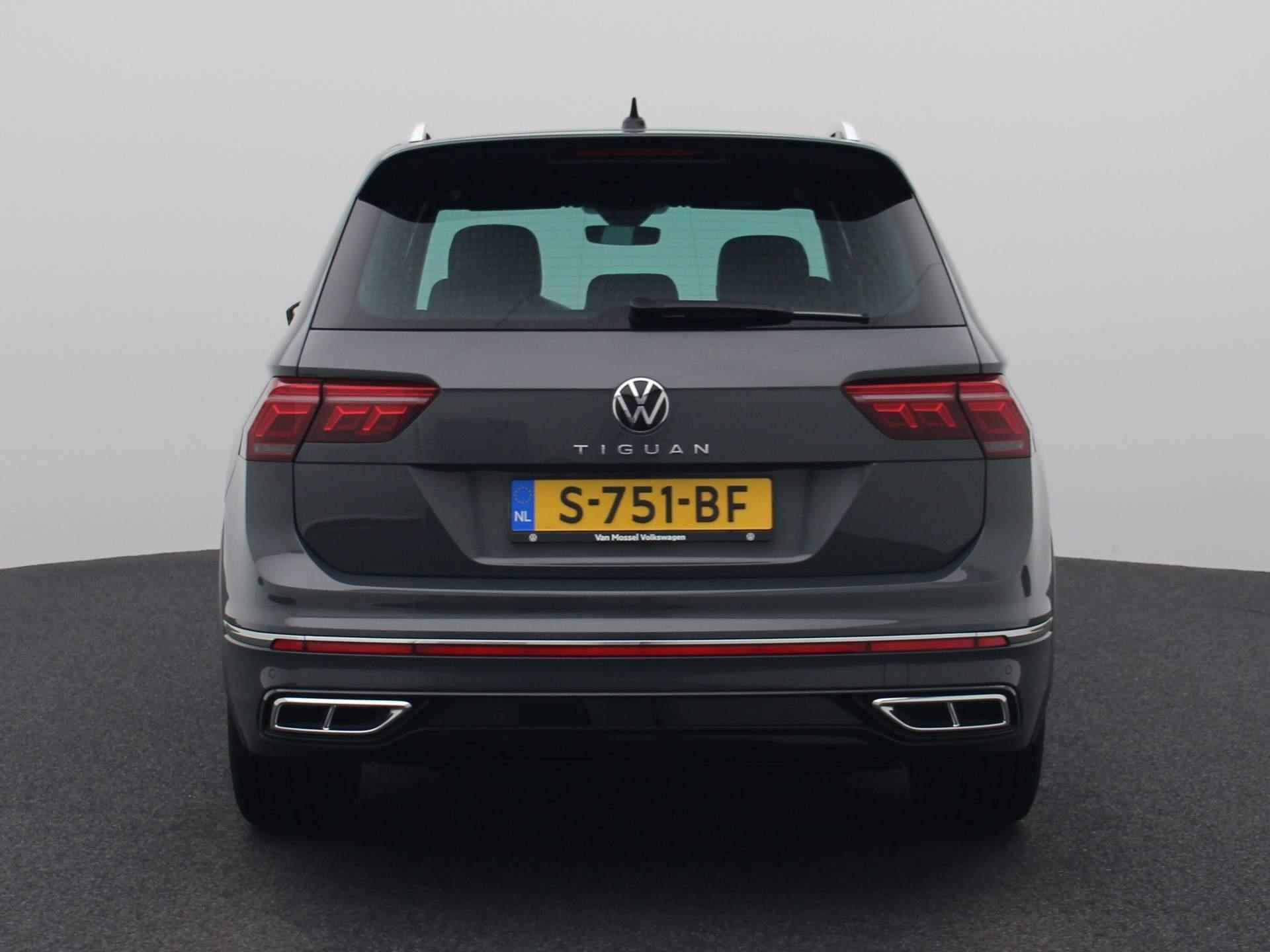 Volkswagen Tiguan 1.5 TSI R-Line Business+ 150 PK DSG | Apple Carplay | Android Auto | Navigatie | Adaptive Cruise Contro| 20'' Lichtmetalen velgen Suzuka | Sportonderstel | Achterklep Elektrisch | - 6/43