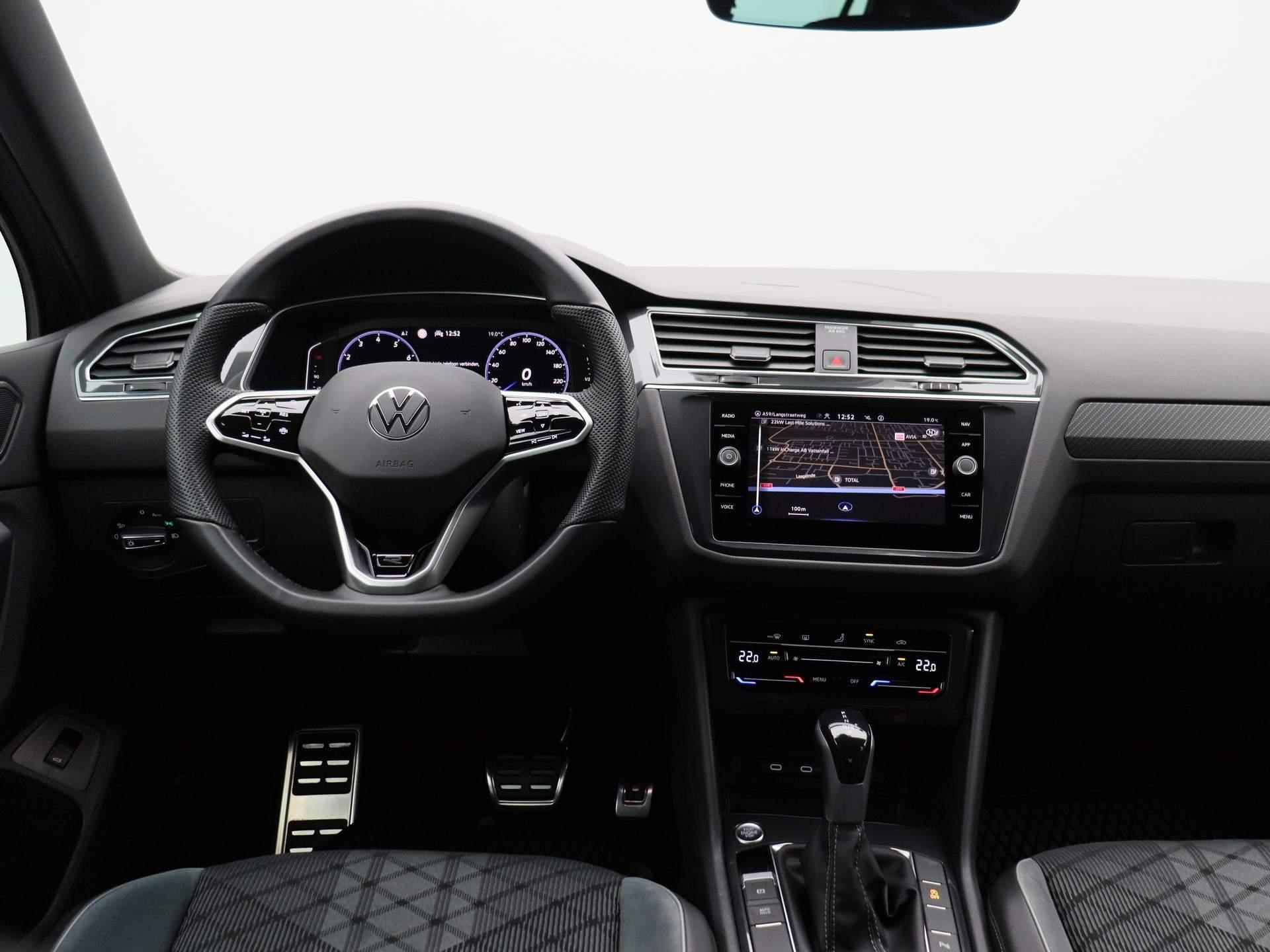 Volkswagen Tiguan 1.5 TSI R-Line Business+ 150 PK DSG | Apple Carplay | Android Auto | Navigatie | Adaptive Cruise Contro| 20'' Lichtmetalen velgen Suzuka | Sportonderstel | Achterklep Elektrisch | - 8/43
