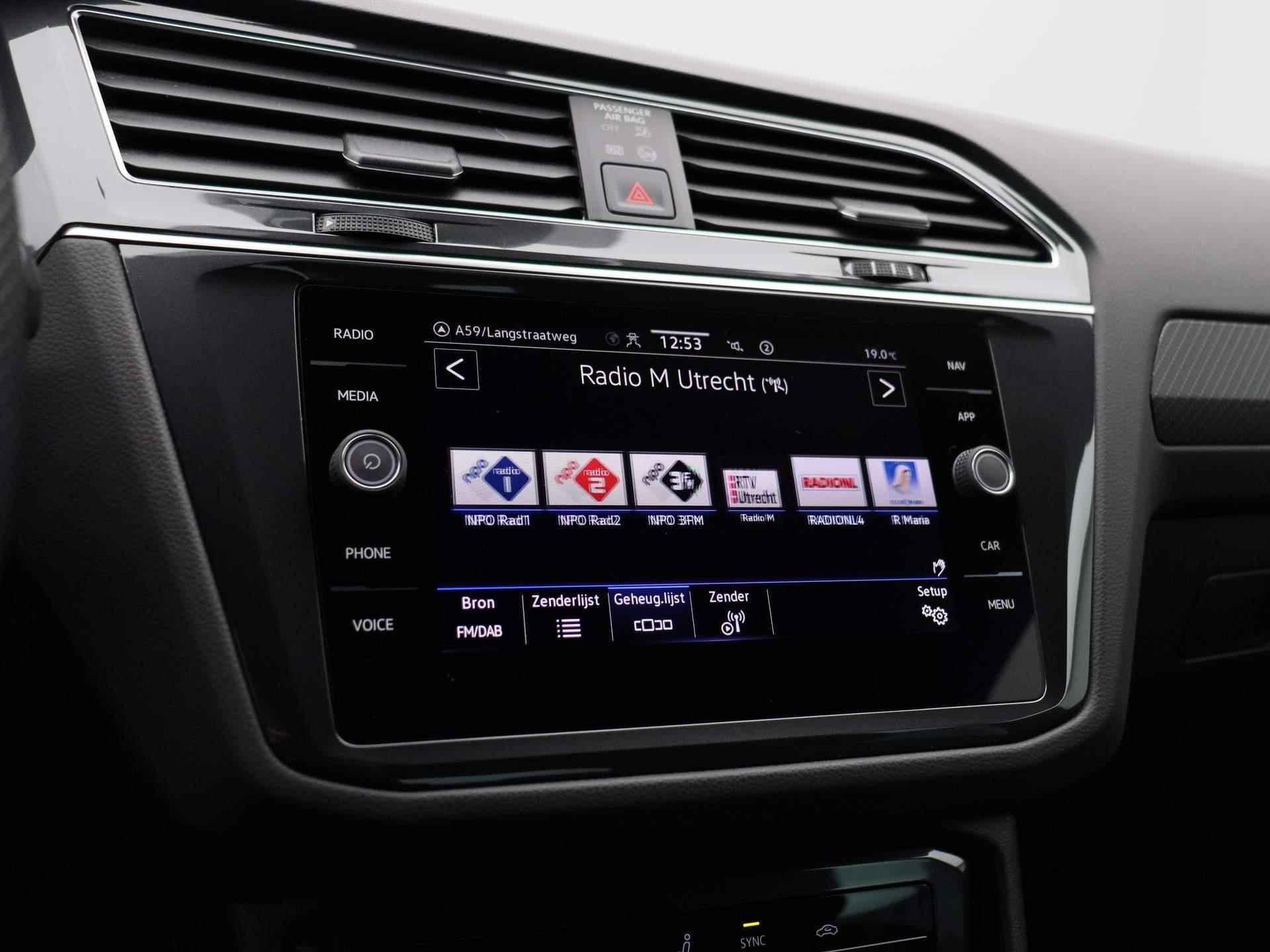 Volkswagen Tiguan 1.5 TSI R-Line Business+ 150 PK DSG | Apple Carplay | Android Auto | Navigatie | Adaptive Cruise Contro| 20'' Lichtmetalen velgen Suzuka | Sportonderstel | Achterklep Elektrisch | - 32/43