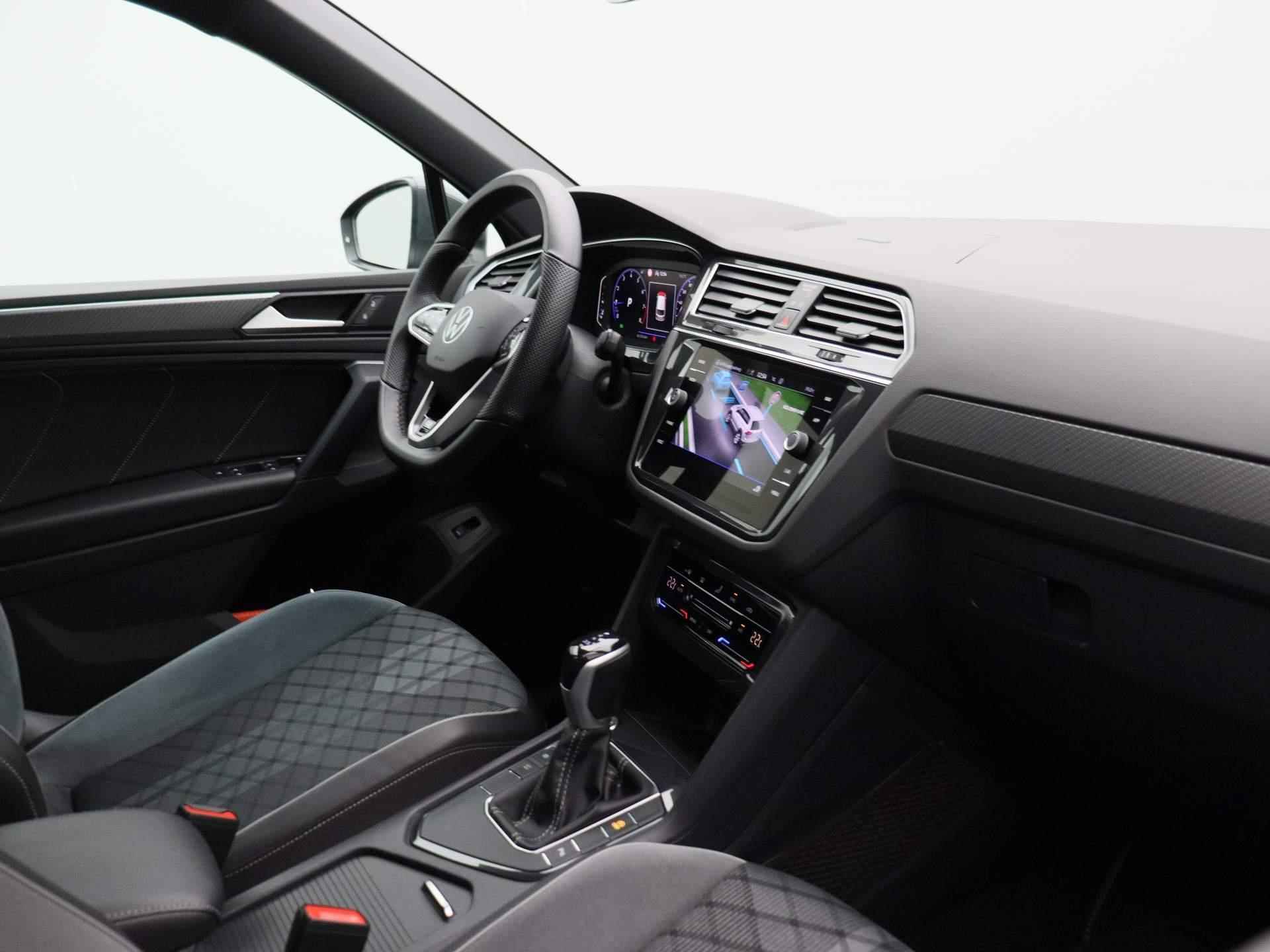 Volkswagen Tiguan 1.5 TSI R-Line Business+ 150 PK DSG | Apple Carplay | Android Auto | Navigatie | Adaptive Cruise Contro| 20'' Lichtmetalen velgen Suzuka | Sportonderstel | Achterklep Elektrisch | - 39/43
