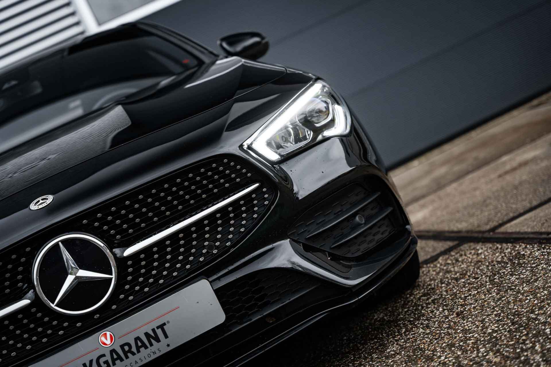 Mercedes-Benz CLA-klasse 220 d AMG Line |Panorama dak | Sfeer verlichting | Camera - 17/48