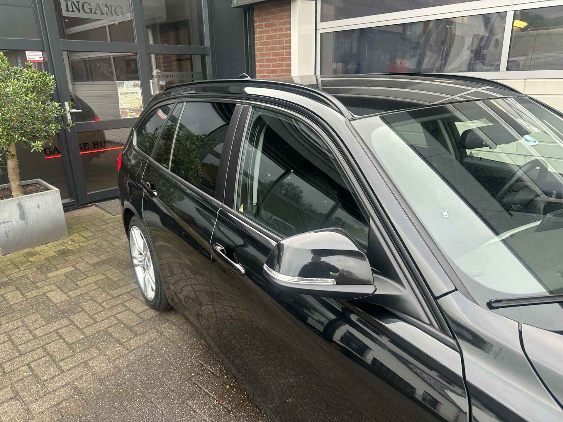 BMW 3-serie Touring 318i Executive ECC/NAVI/TH *ALL-IN PRIJS* - 5/25