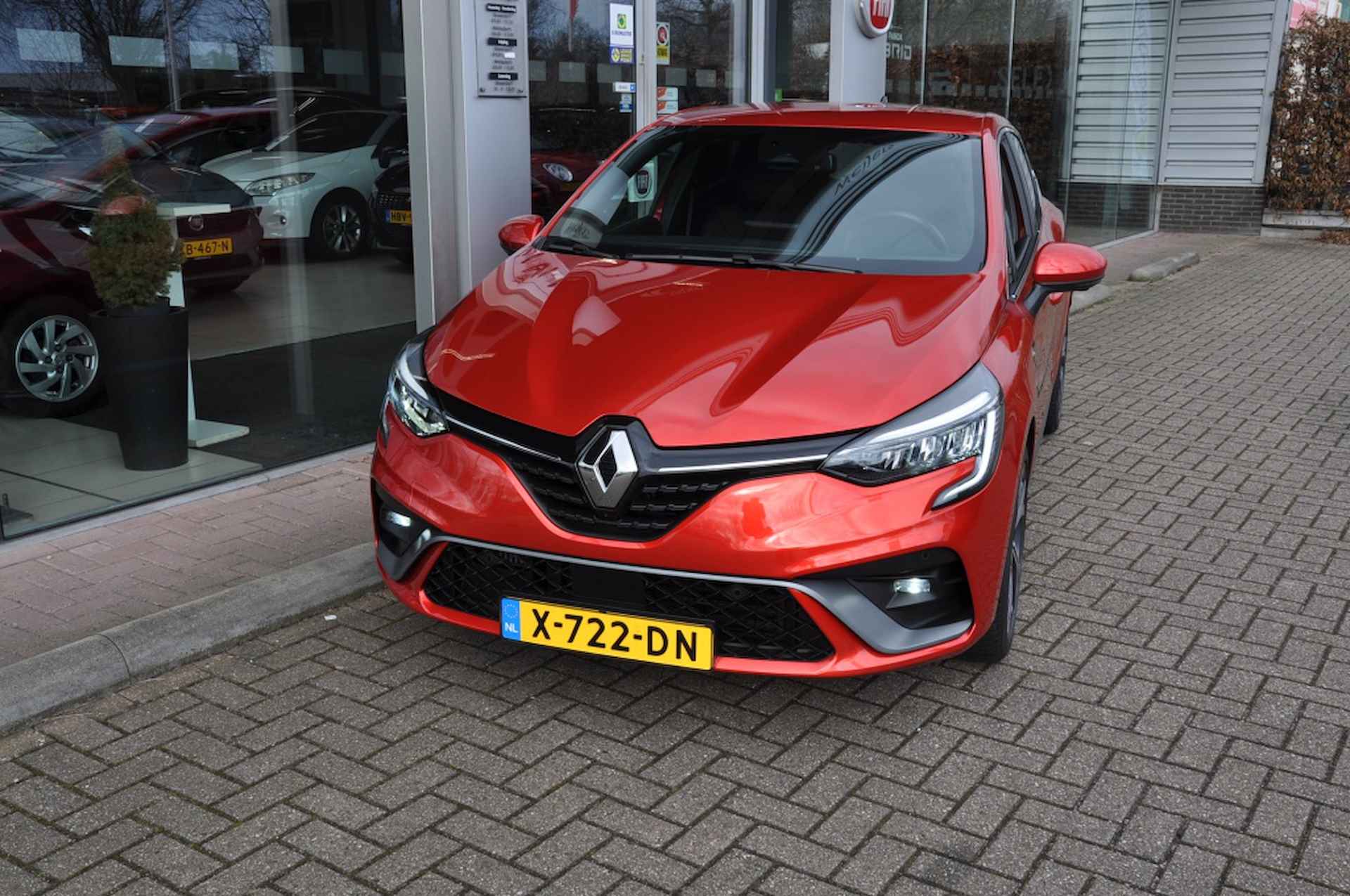 Renault Clio 140pk Nieuwstaat! All Seasons 1.3 TCe R.S. Line