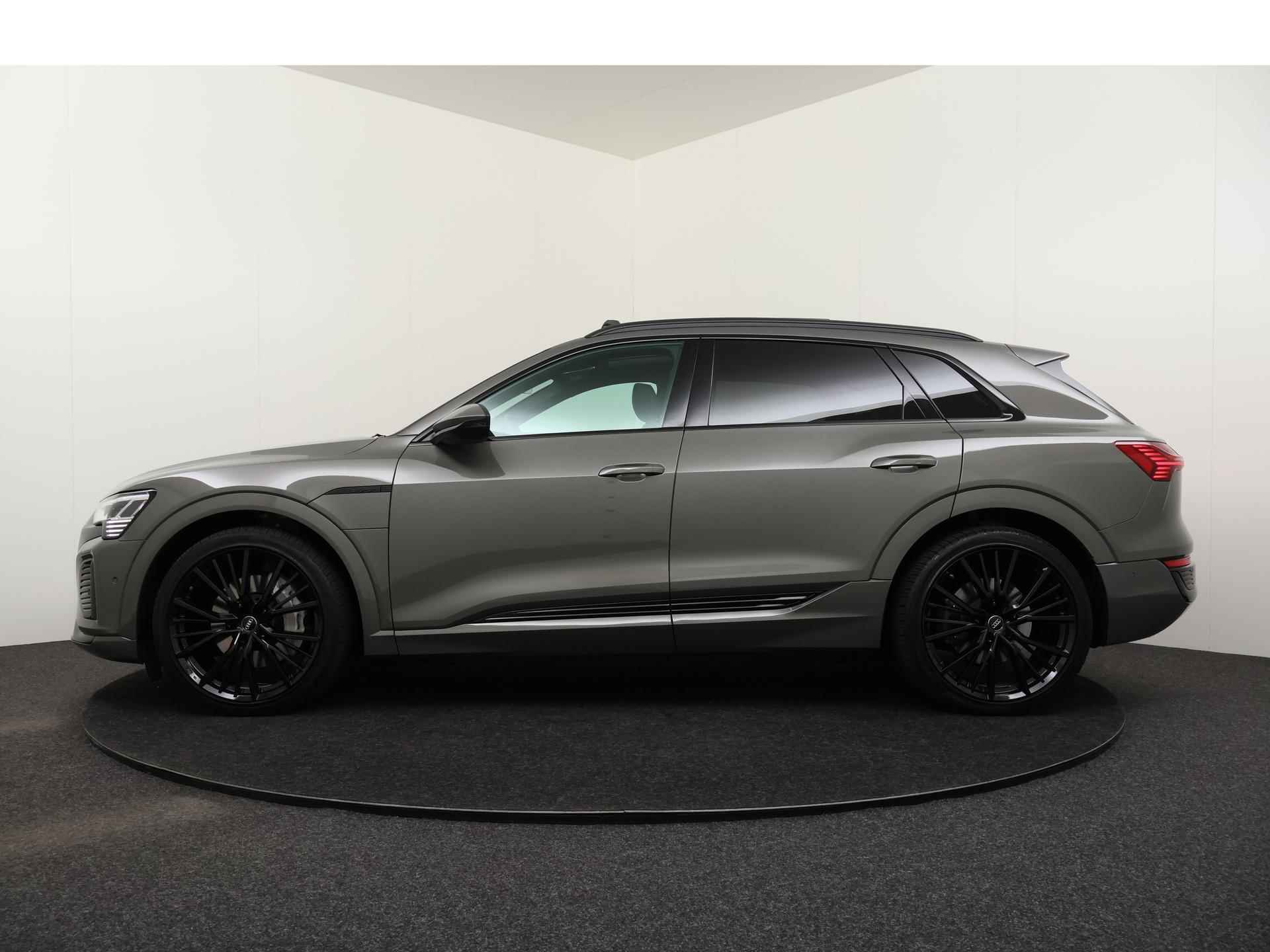 Audi Q8 e-tron 55 quattro S Edition Black | Panoramadak | Navigatie | Stoelverwarming | Matrix LED | AC boordlader 22kW | 22" | - 7/55