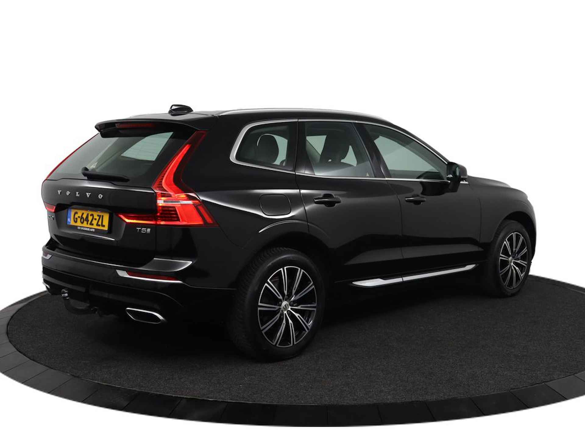 Volvo XC60 T5 Inscription | Adaptieve cruise control incl. BLIS | Stoel + Stuur verwarming | Achterbank verwarming | Trekhaak | Elektrisch - 3/51