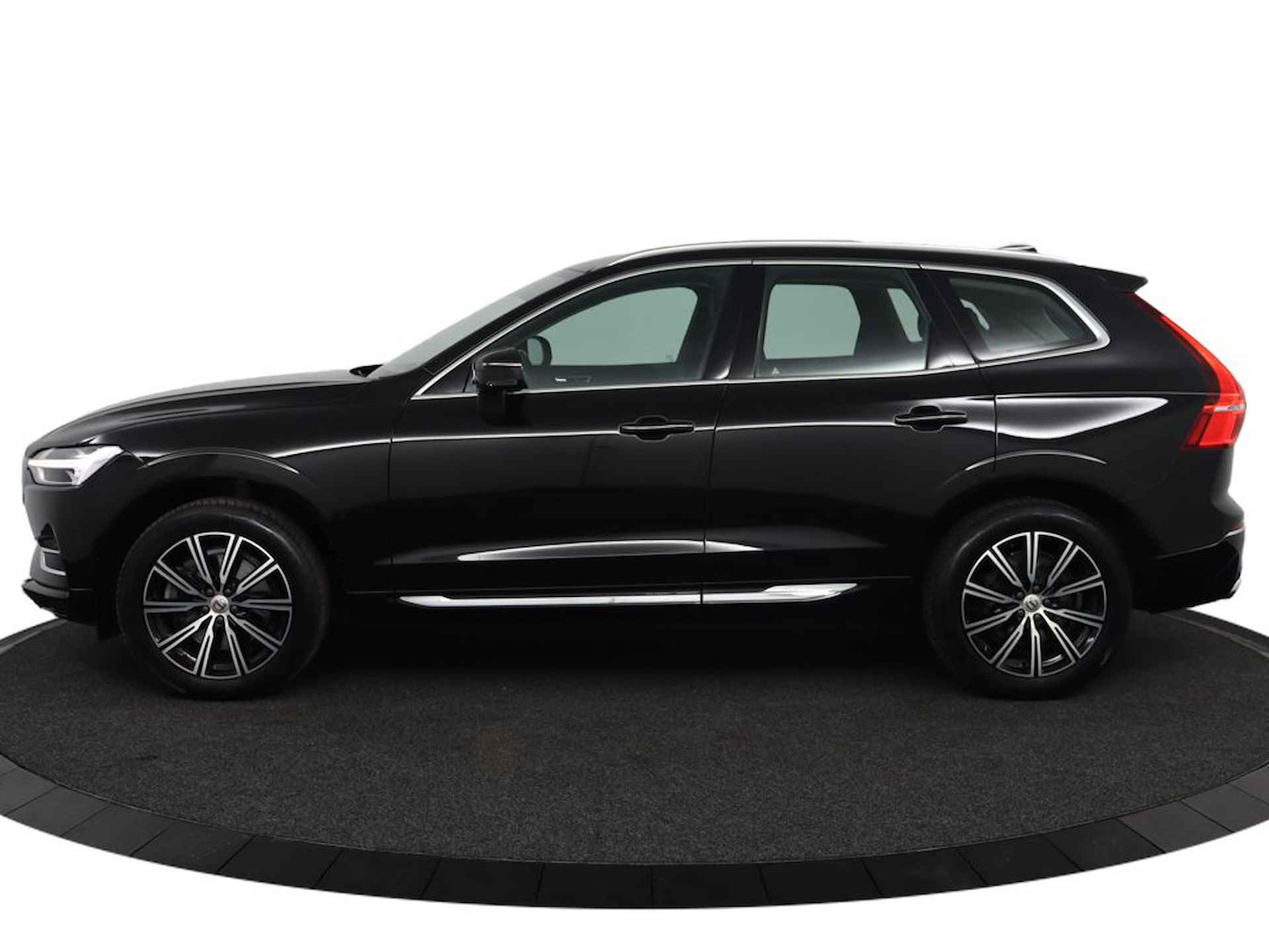 Volvo XC60 T5 Inscription | Adaptieve cruise control incl. BLIS | Stoel + Stuur verwarming | Achterbank verwarming | Trekhaak | Elektrisch - 4/51