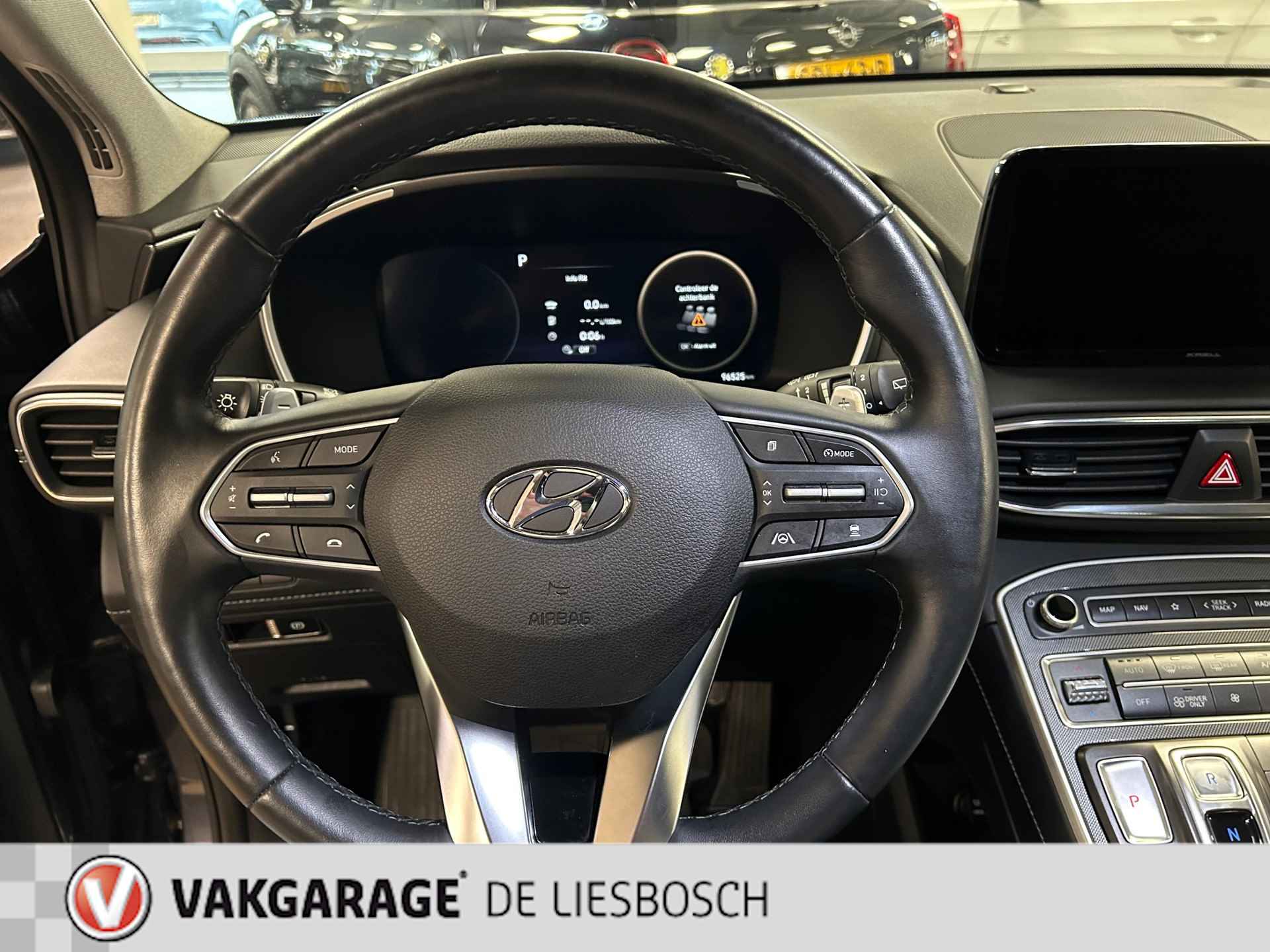 Hyundai SANTA FE 1.6 T-GDI PHEV Premium Sky / Panorama-dak / trekhaak / 360 camera - 33/35