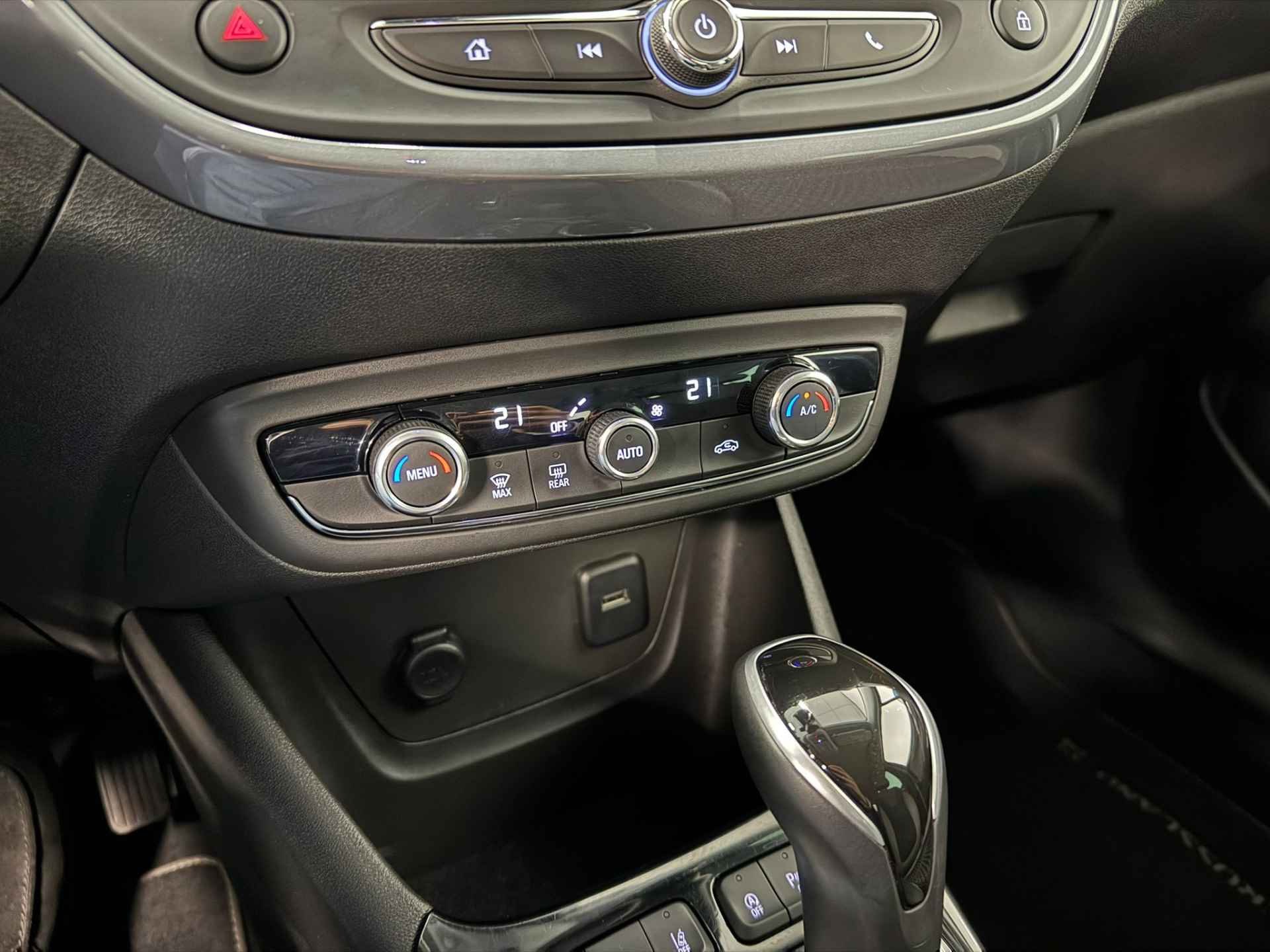 Opel Crossland X 1.2 Turbo Innovation+ | Camera | Getint glas | Keyless entry | Carplay | PDC V+A | - 24/35