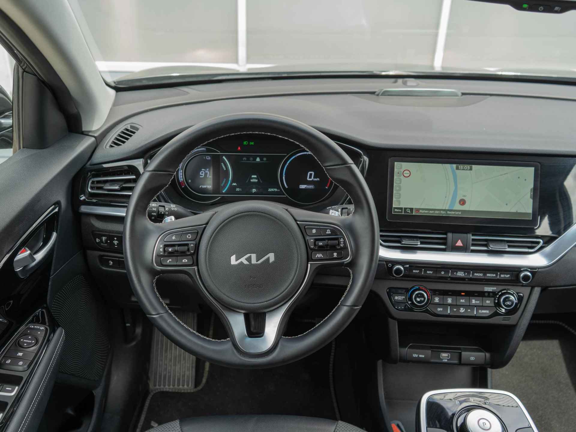 Kia e-Niro DynamicLine 64 kWh Carplay| Climate control | Navigatie| Keyless entry - 3/28