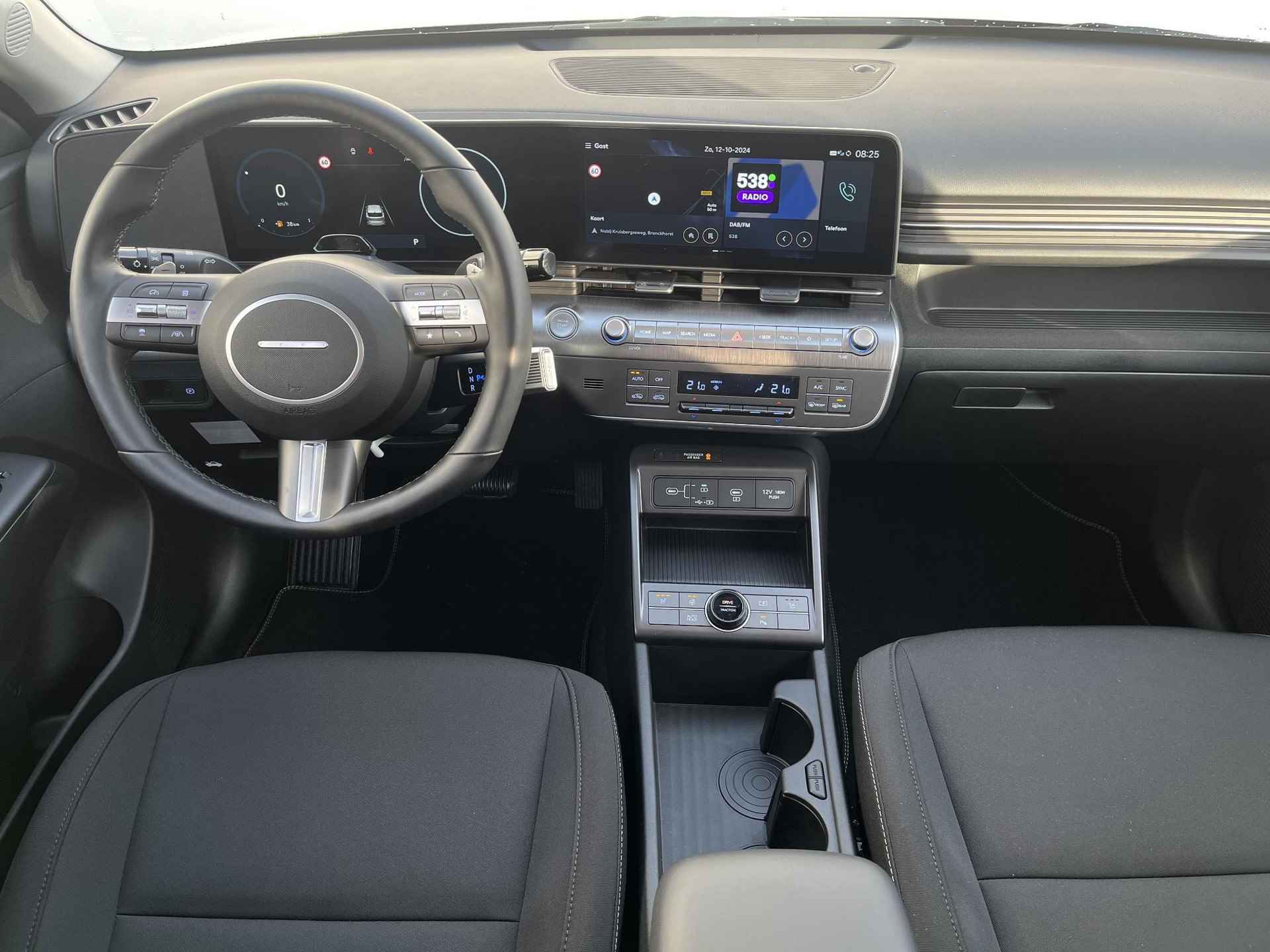 Hyundai Kona 1.6 T-GDI 200PK Comfort Smart 200pk / 1300kg Trekgewicht / Adaptieve cruise control / Climate control / Achteruitrijcamera / Elektrische achterklep / Keyless / Stoel- en stuurverwarming - 2/51