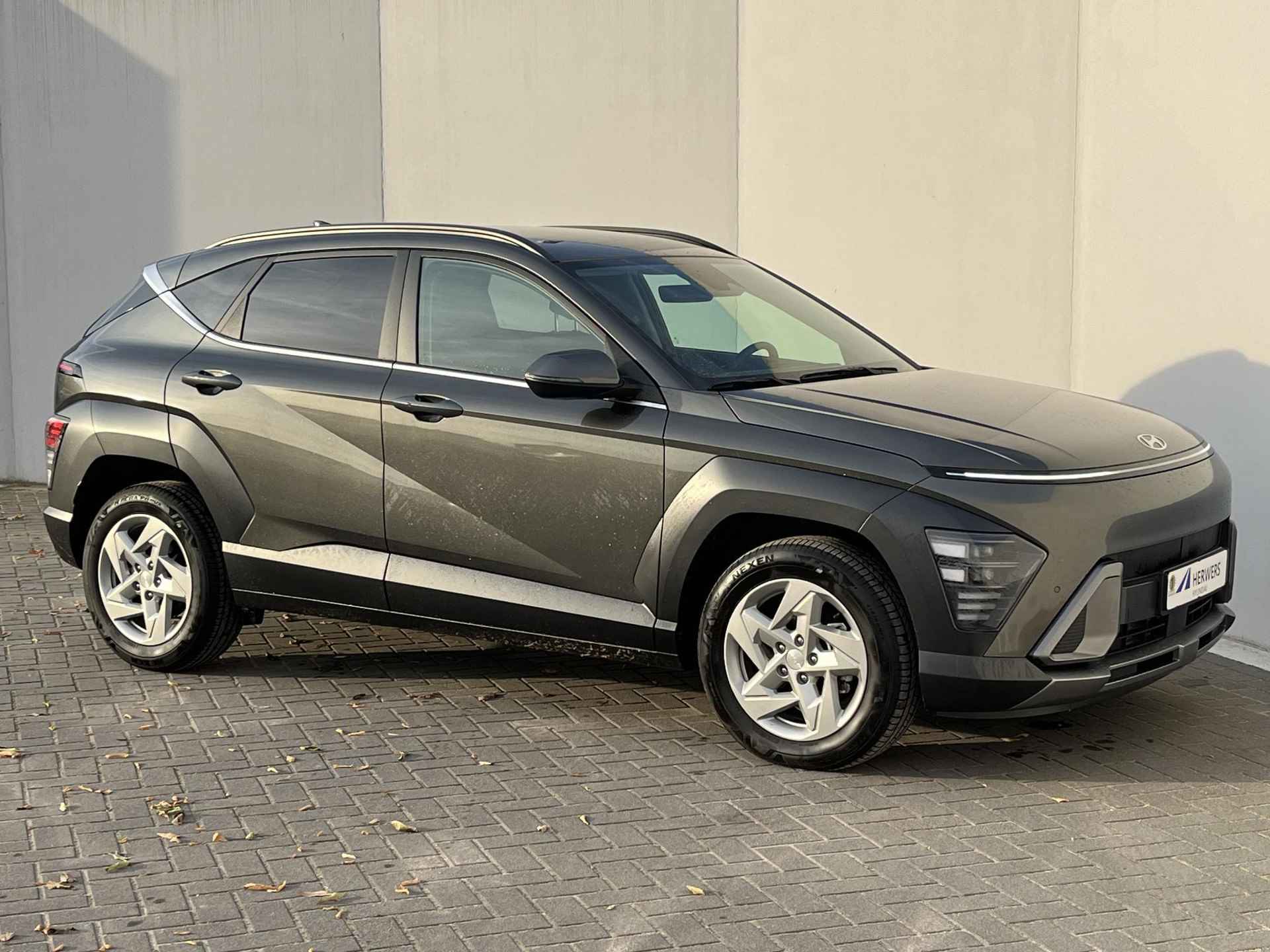 Hyundai Kona 1.6 T-GDI 200PK Comfort Smart 200pk / 1300kg Trekgewicht / Adaptieve cruise control / Climate control / Achteruitrijcamera / Elektrische achterklep / Keyless / Stoel- en stuurverwarming - 23/51