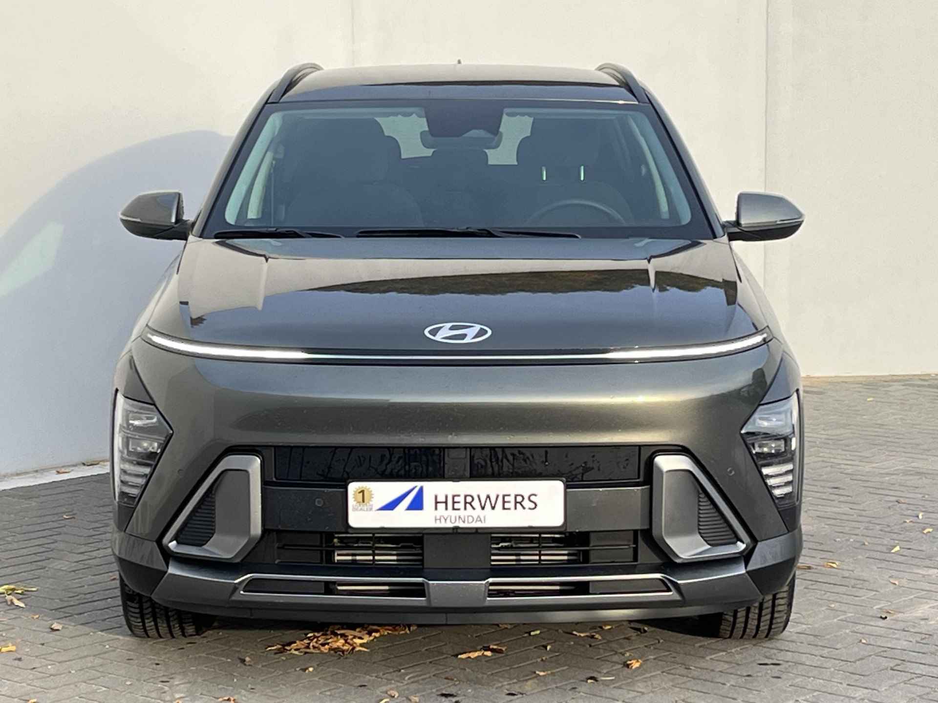 Hyundai Kona 1.6 T-GDI 200PK Comfort Smart 200pk / 1300kg Trekgewicht / Adaptieve cruise control / Climate control / Achteruitrijcamera / Elektrische achterklep / Keyless / Stoel- en stuurverwarming - 24/51