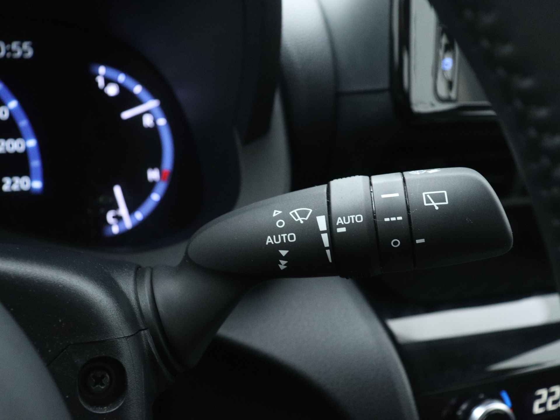 Toyota Yaris Cross 1.5 Hybrid Business Limited | Navigatie | Camera | Lane-Assist | - 25/46