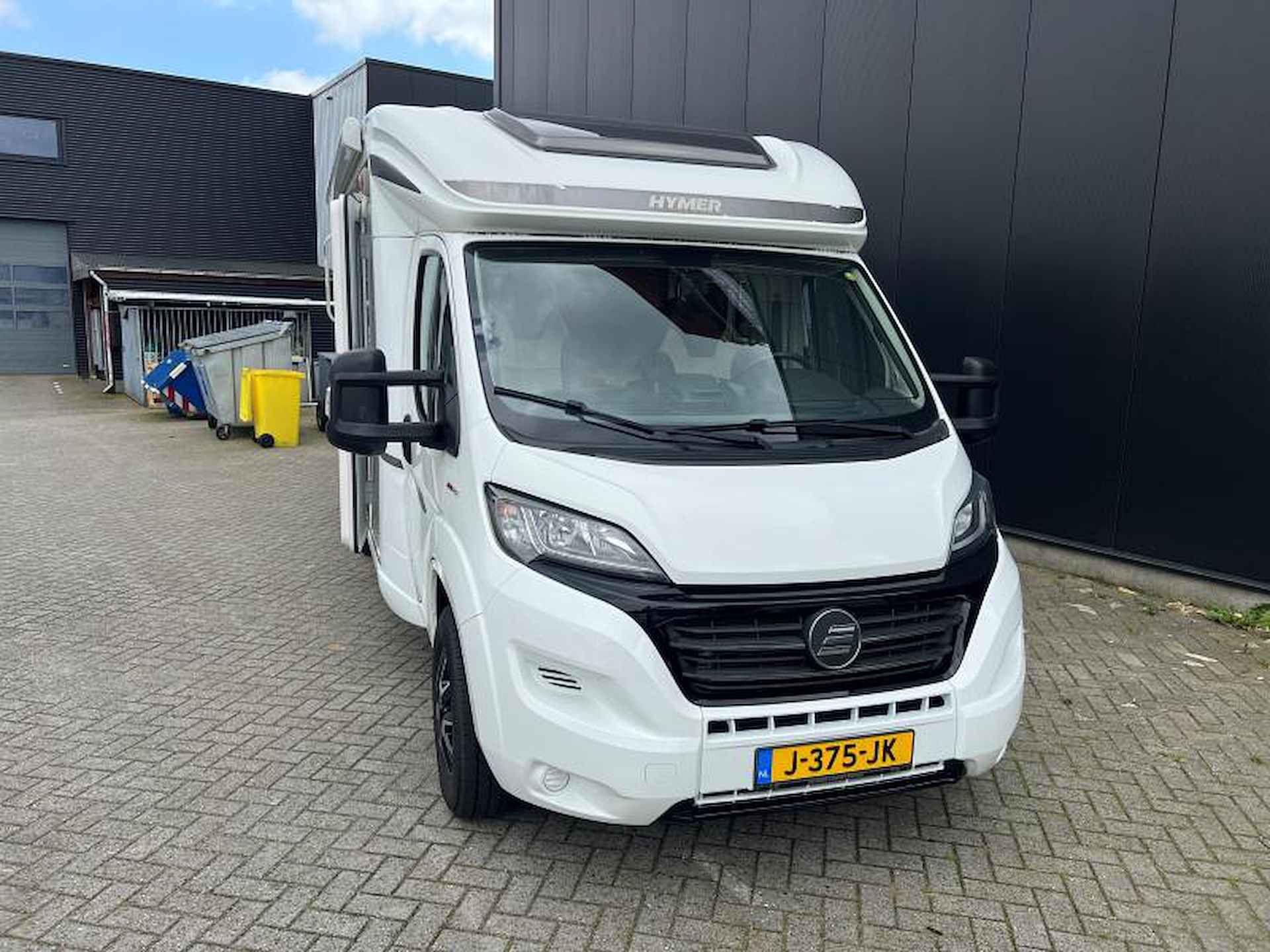 Hymer Tramp 598 GL Hefbed + Queensbed - 3/18