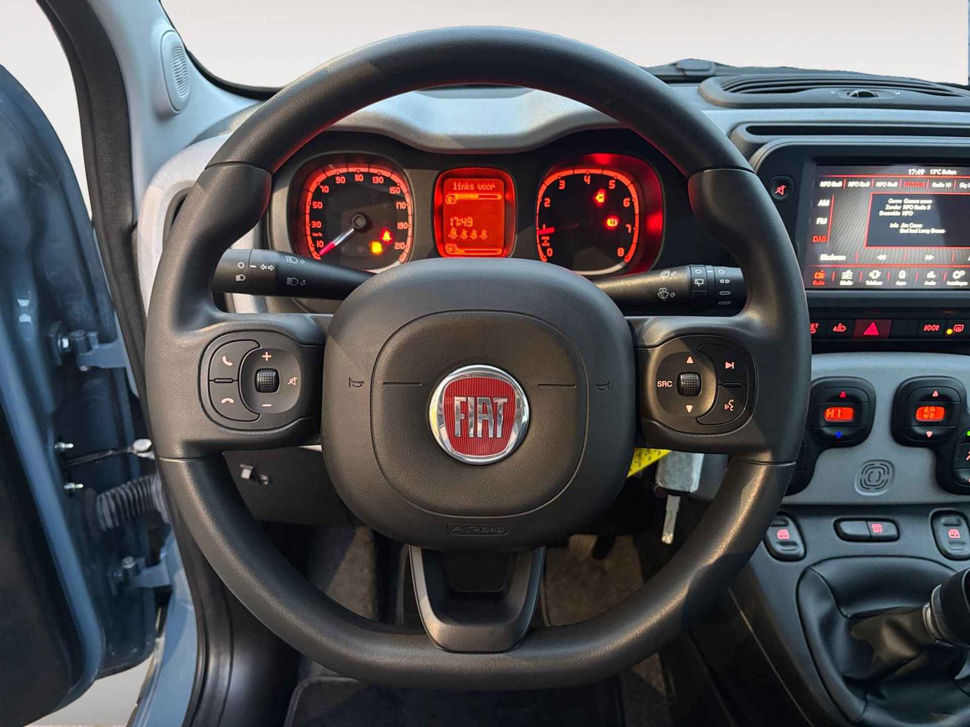 Fiat Panda 1.0 Hybrid City Cross | Cruise Control | Climate Control | Carplay/Navigatie | Trekhaak | - 12/25