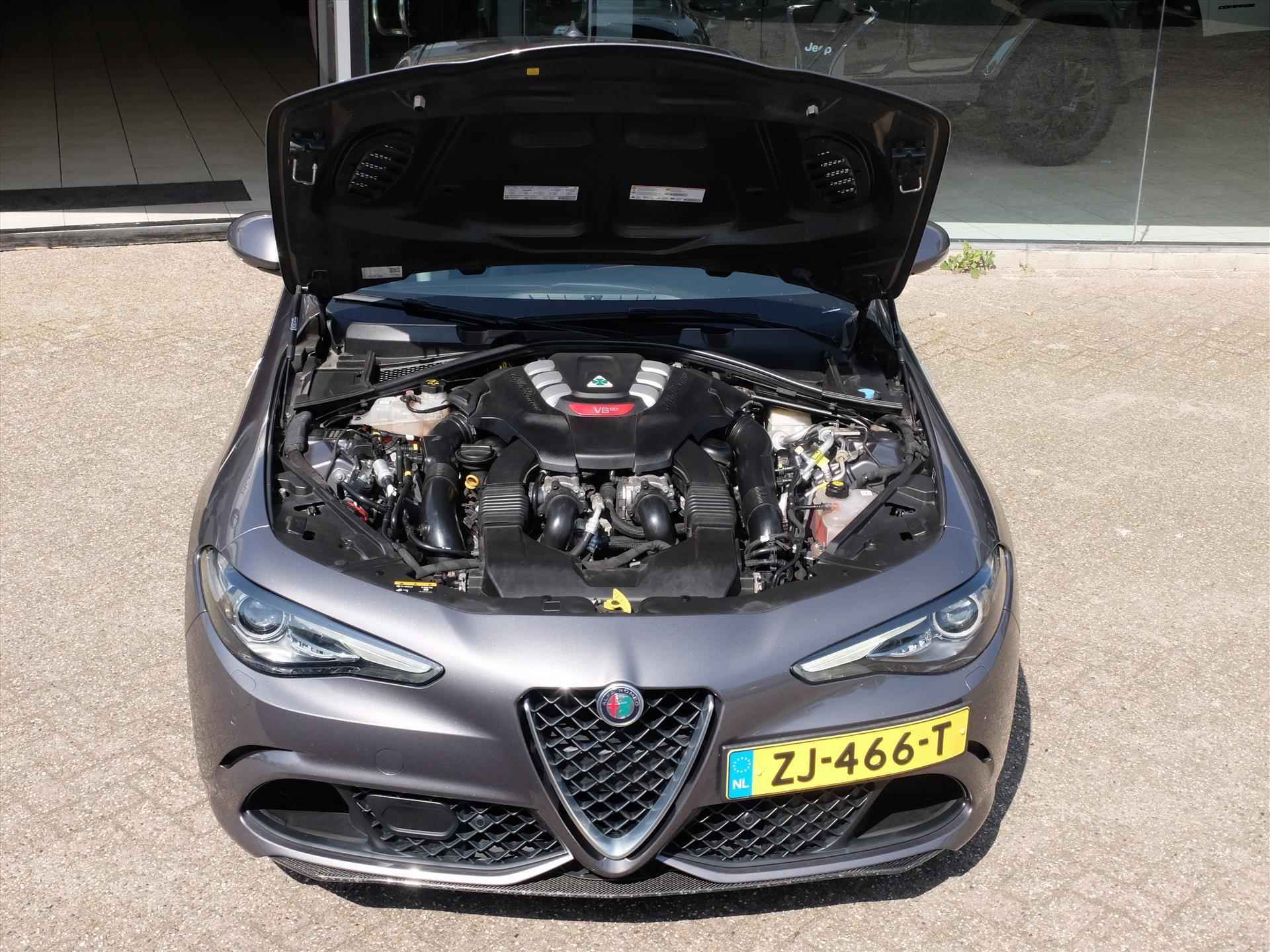 Alfa Romeo Giulia Quadrifoglio 2.9 V6 BITURBO Carplay - 36/38