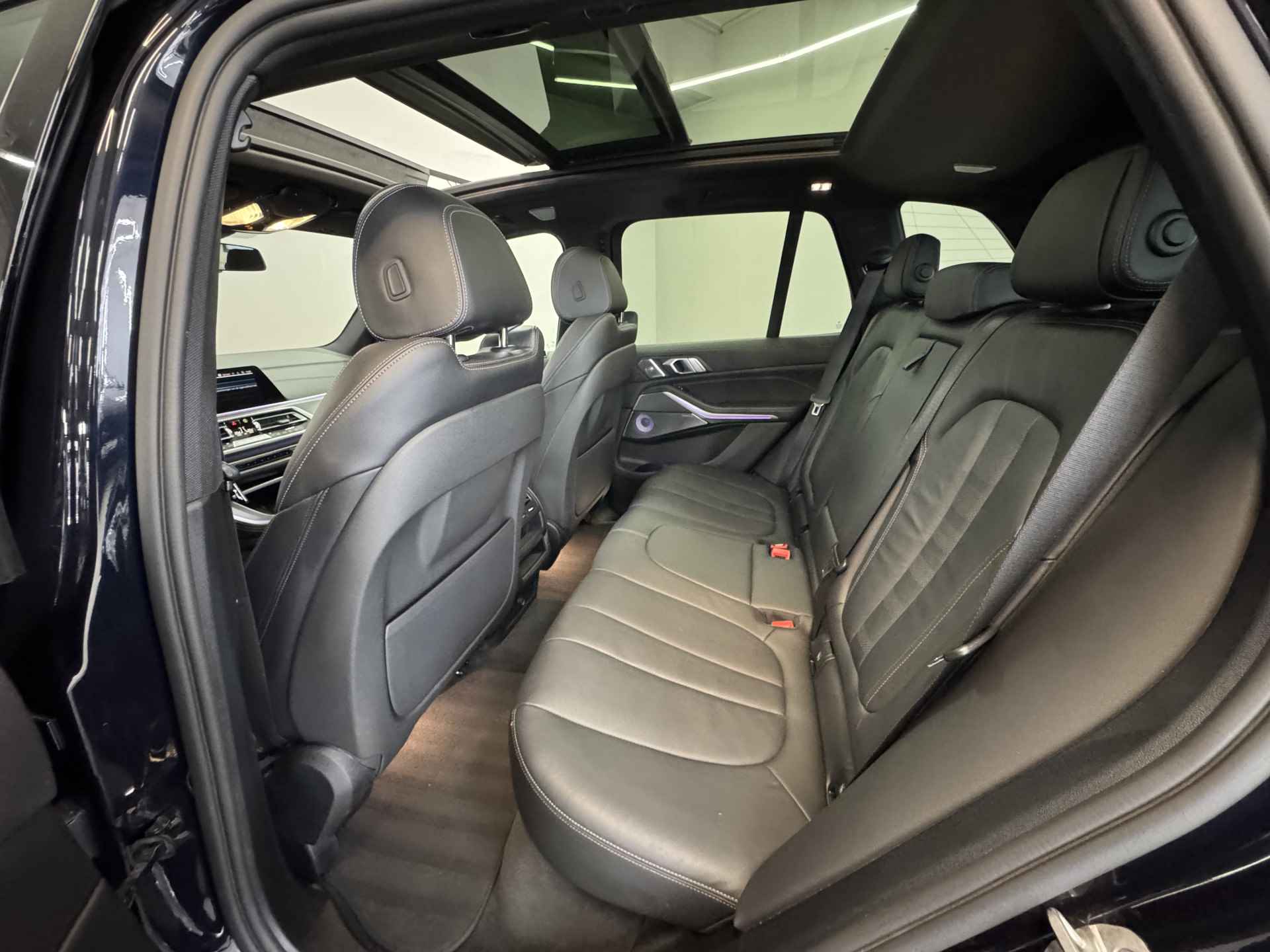 BMW X5 xDrive45e High Executive✅Panoramadak✅Bowers&Wilkins✅LASER-LED✅M-Sport✅Sfeerverlichting✅Elektrische Trekhaak✅Memory Seats✅Adaptive Cruise Control✅ - 48/99