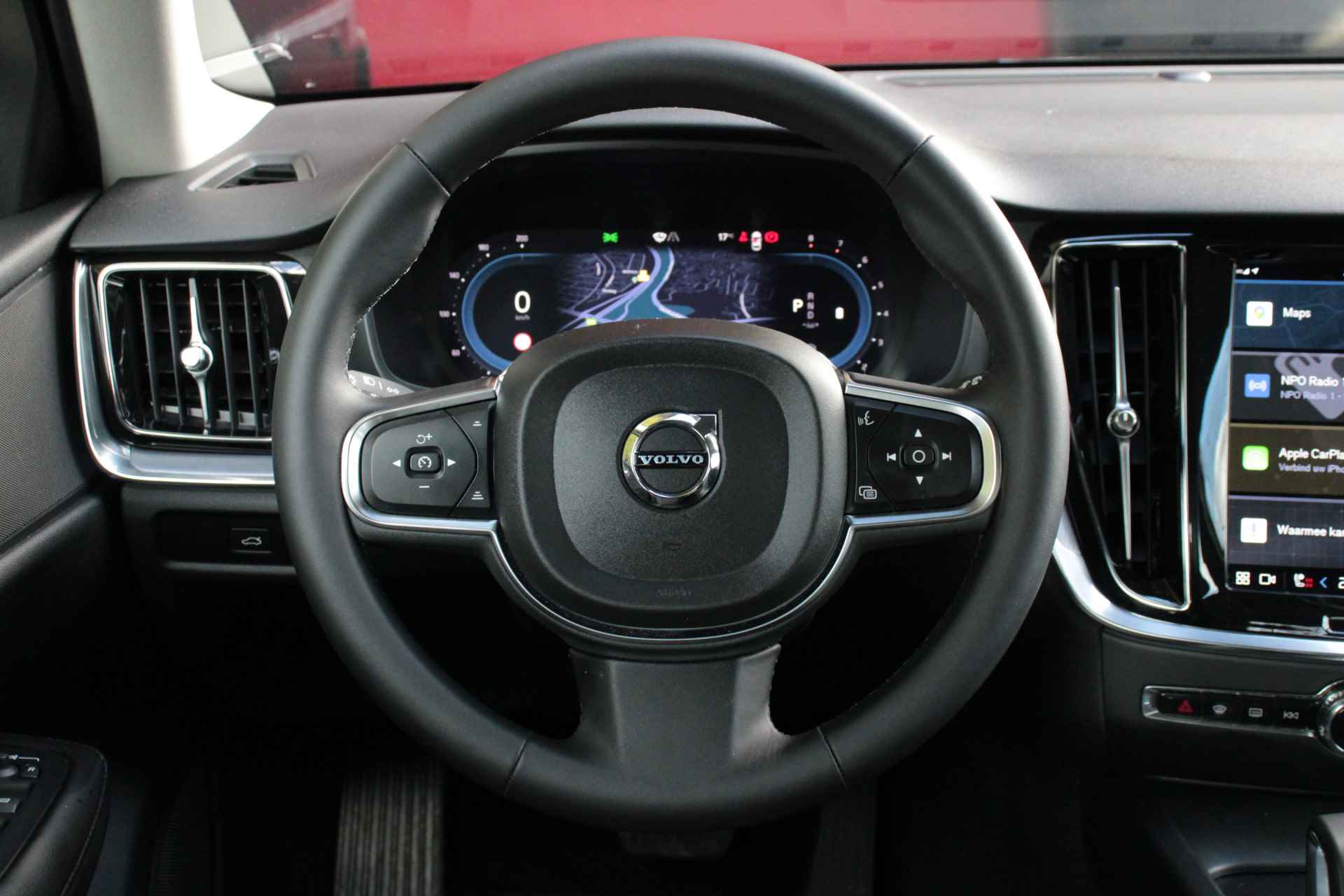 Volvo V60 B4 Automaat Core | Adaptive Cruise | BLIS | Camera achter| Stuur-stoel verwarmin - 12/23