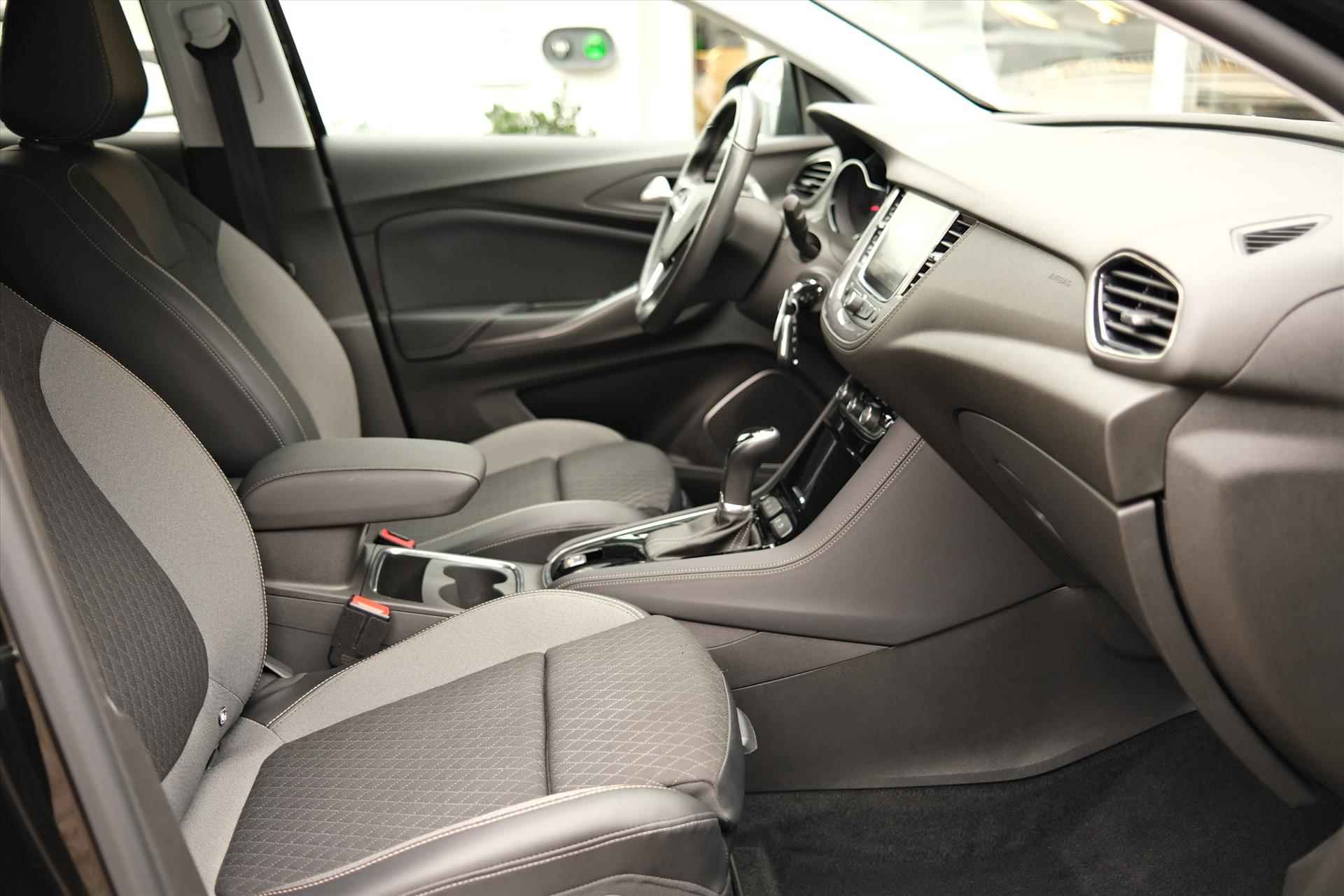 OPEL Grandland X 1.2 Turbo  Aut Business Elegance AGR Stoelen | Trekhaak | 360 graden Camera | Stoel- en stuurverwarming - 21/53