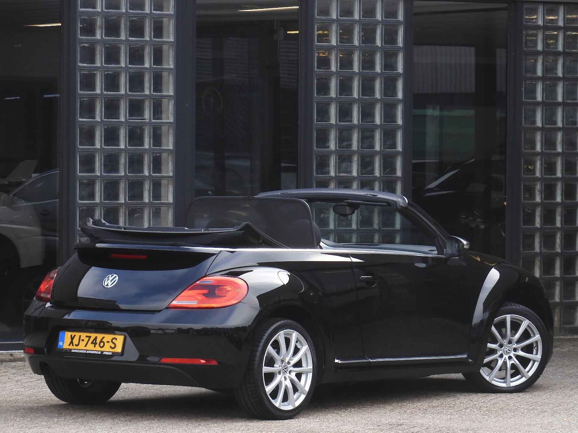 Volkswagen Beetle CABRIO 1.2TSi CLUB EDITION/ NAVI/ PDC V+A - 2/30