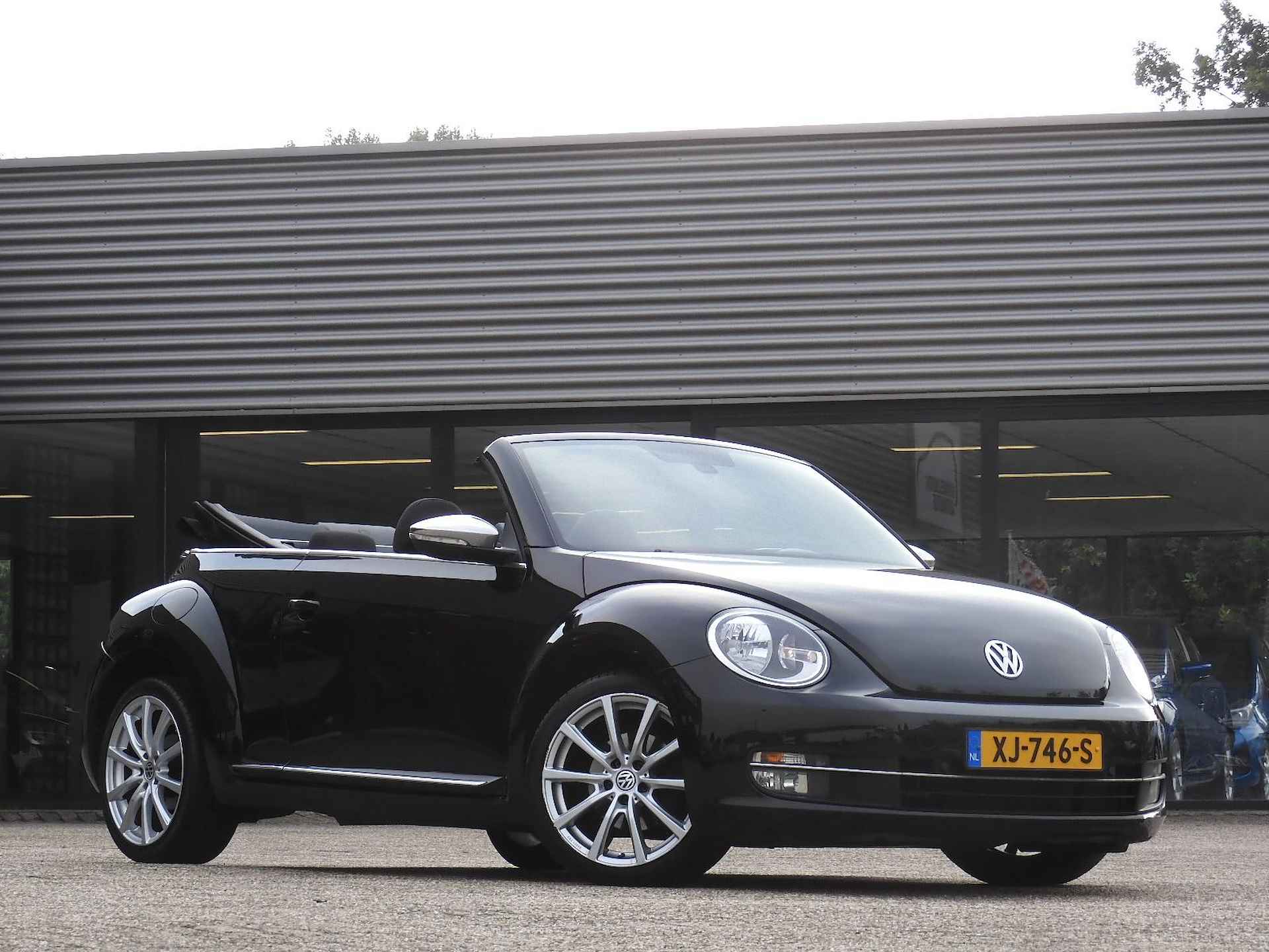 Volkswagen Beetle CABRIO 1.2TSi CLUB EDITION/ NAVI/ PDC V+A - 29/30