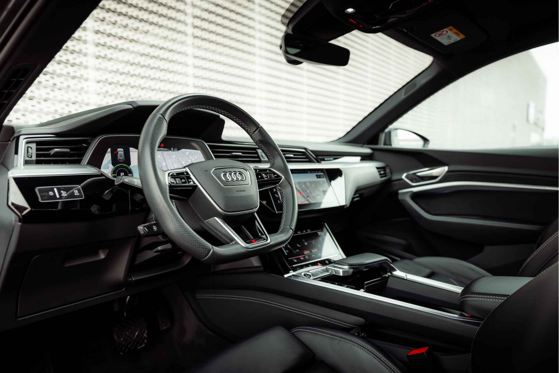 Audi e-tron 50 quattro S edition 71 kWh | Panoramadak | Leder Valcona | Bang & Olufsen | Optiek zwart | 21" LM velgen - 19/34