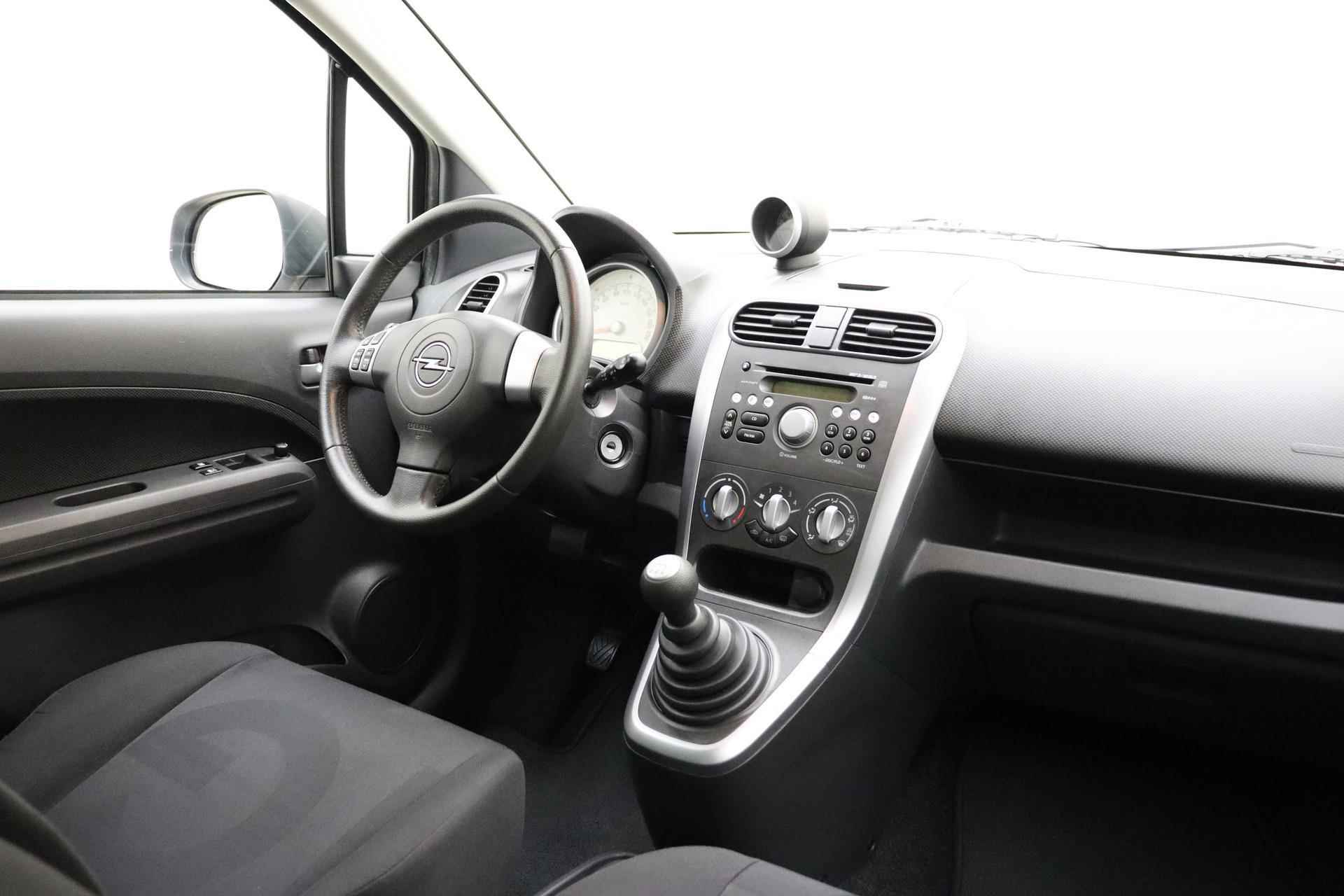 Opel Agila 1.0 Edition | Airco | Trekhaak | Lichtmetalen velgen | Getint glas | Hoge instap | Weinig kilometers - 4/30