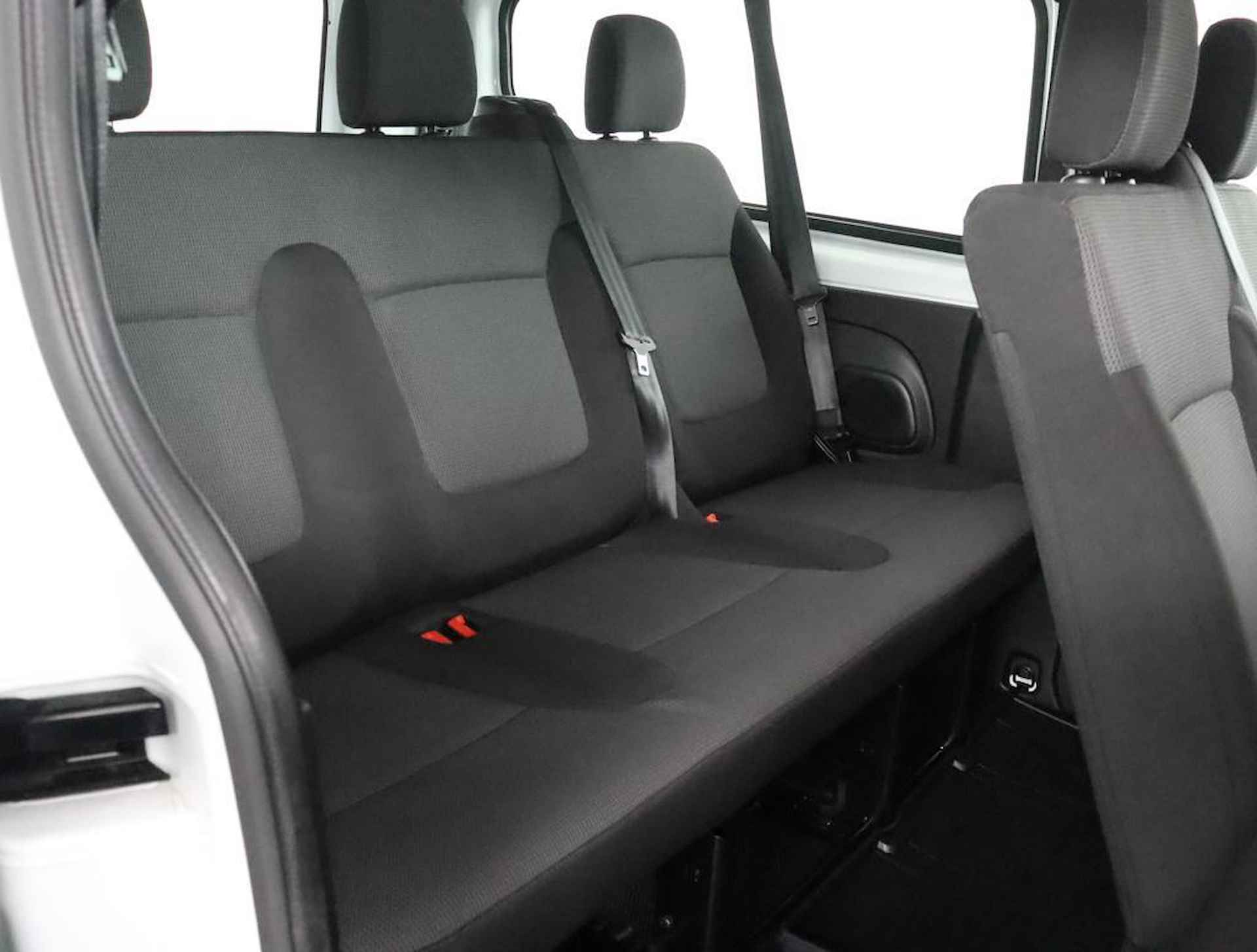 Renault Trafic LIFE Combi I Personenbus - 35/45