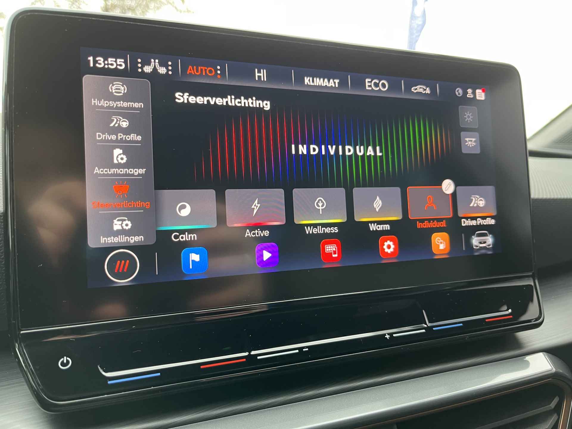 CUPRA Leon 1.4 e-Hybrid VZ Performance / AUTOMAAT/ PANO/ NAVI/ FULL-LINK/ MATRIX/ ELEKTR. STOEL/ CAMERA/ STOEL-STUURVERWARM./ TREKHAAK/ DAB/ VIRTUAL COCKPIT/ CRUISE/ 19'' LMV - 25/44