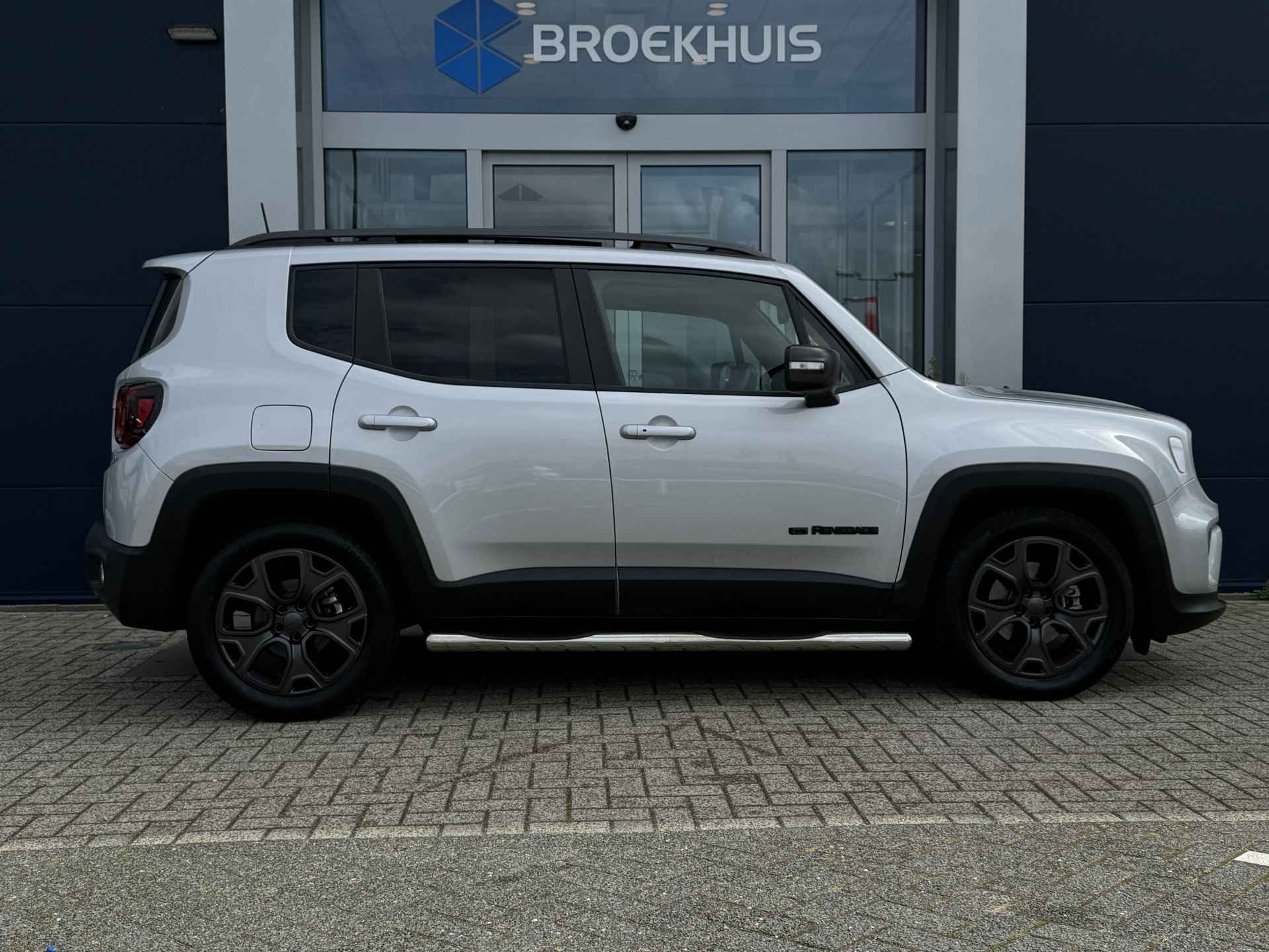 Jeep Renegade RENEGADE 1.3T 150PK DDCT S | Schuif\kantel dak | Navi | Sensoren V/A | ACC | Keyless | Carplay - 13/51