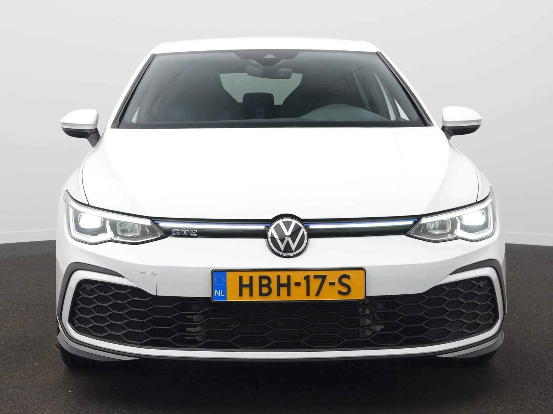 Volkswagen Golf 1.4 eHybrid GTE Navigatie - Camera - 18 Inch - Winterpakket - 2/61