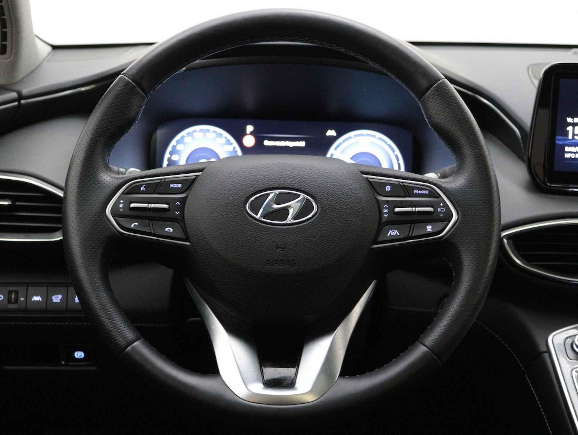 Hyundai Santa Fe 1.6 T-GDI HEV PrSk7p | 360 Camera | Panorama dak | Carplay | Tre - 32/59