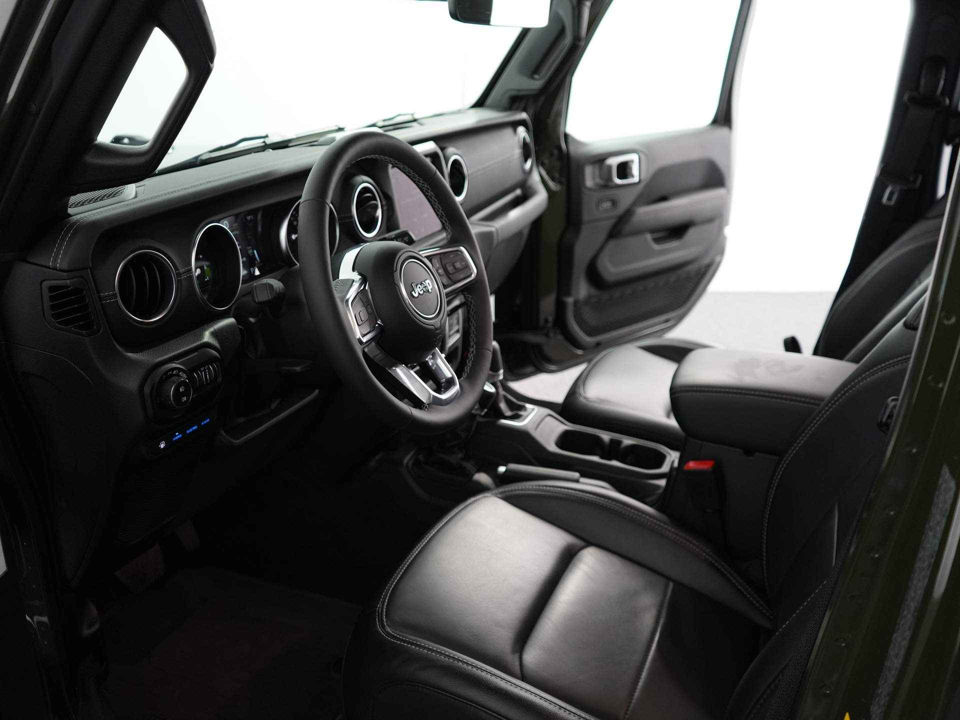 Jeep Wrangler Unlimited 4xe 380 Sahara | Automaat | | Leder | Camera V+A | Carplay | Navigatie | - 9/32