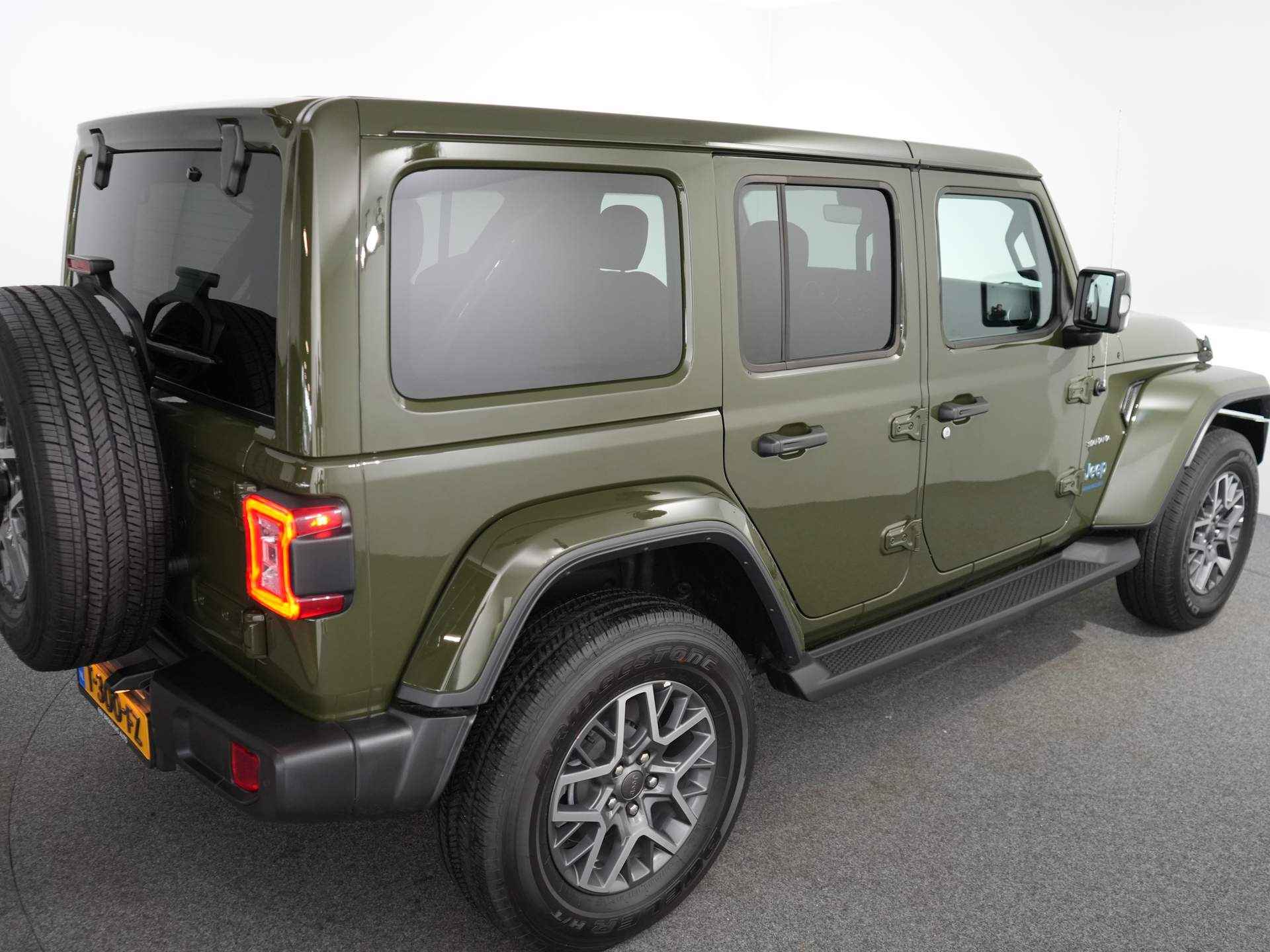 Jeep Wrangler Unlimited 4xe 380 Sahara | Automaat | | Leder | Camera V+A | Carplay | Navigatie | - 24/32