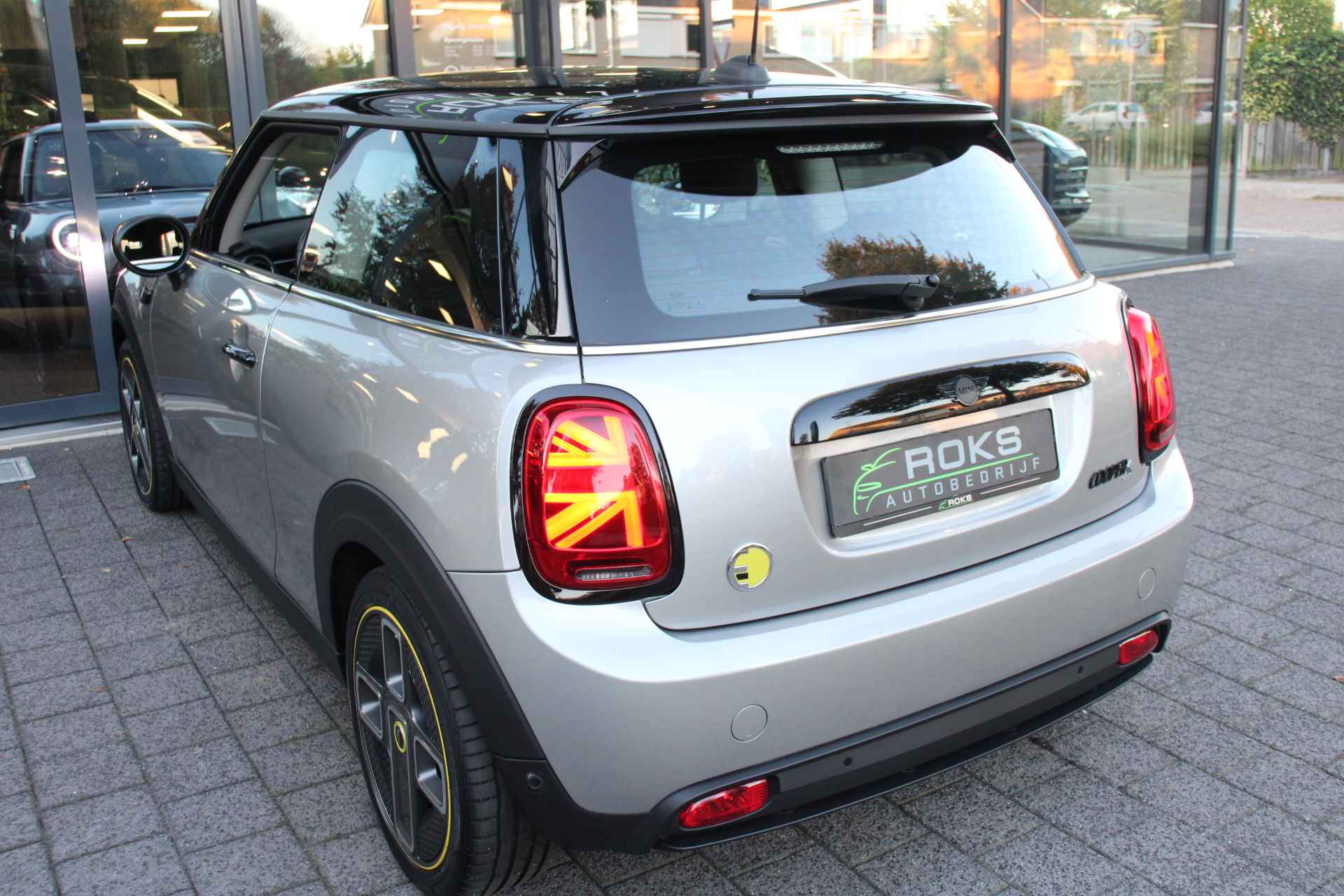 MINI Mini Electric Camden Go Edition 33 kWh - 17/26