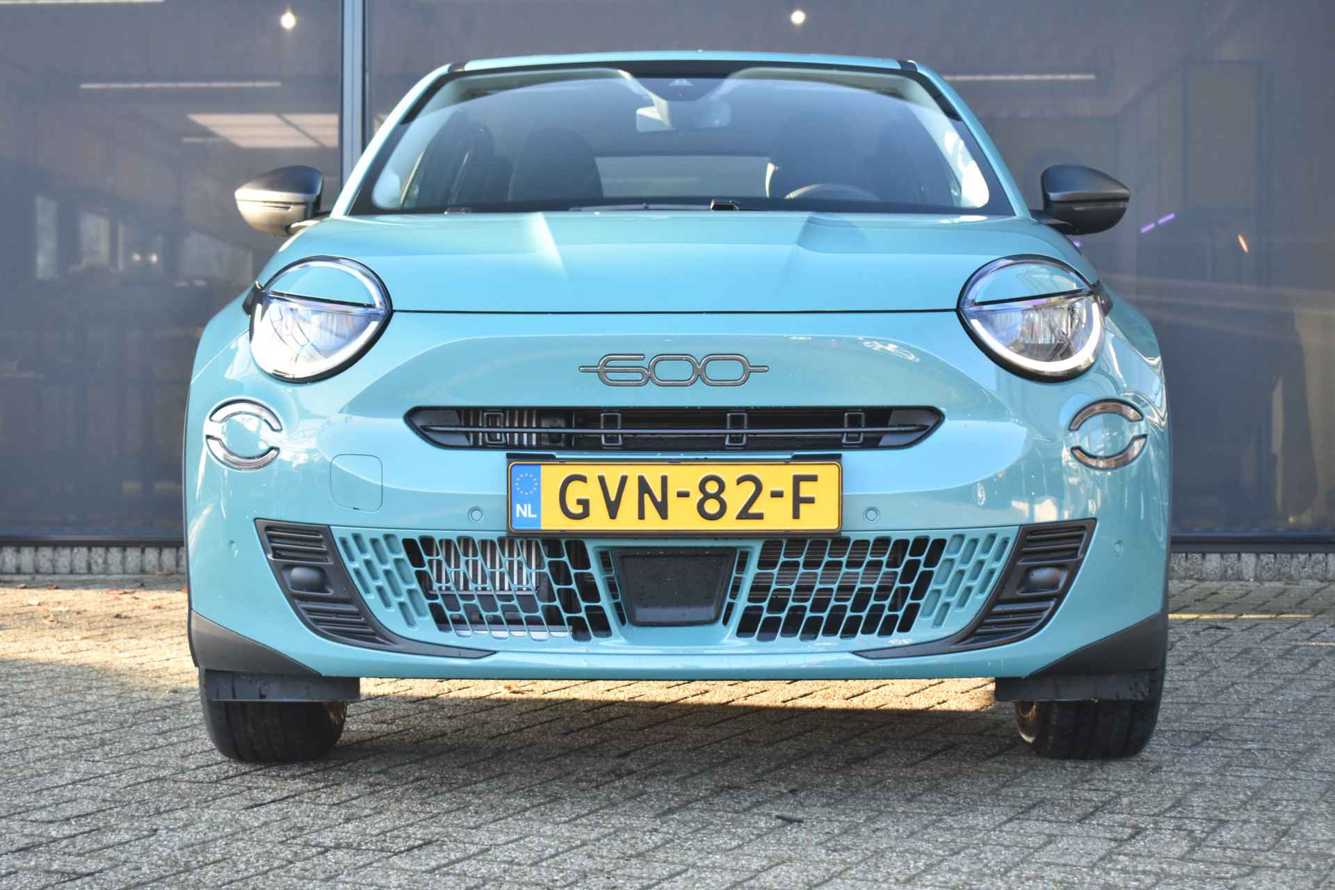 Fiat 600 1.2 Hybrid 136 Urban Automaat DEMO-DEAL! | Navigatie | Keyless-Entry | Achteruitrijcamera | Climate Control | Full-LED | Parkeer - 5/47