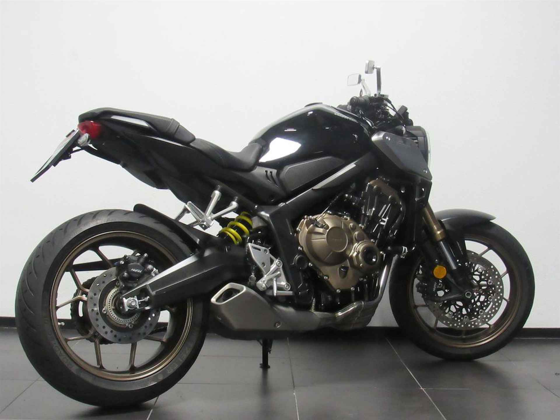 Honda CB 650 R ABS - 6/14