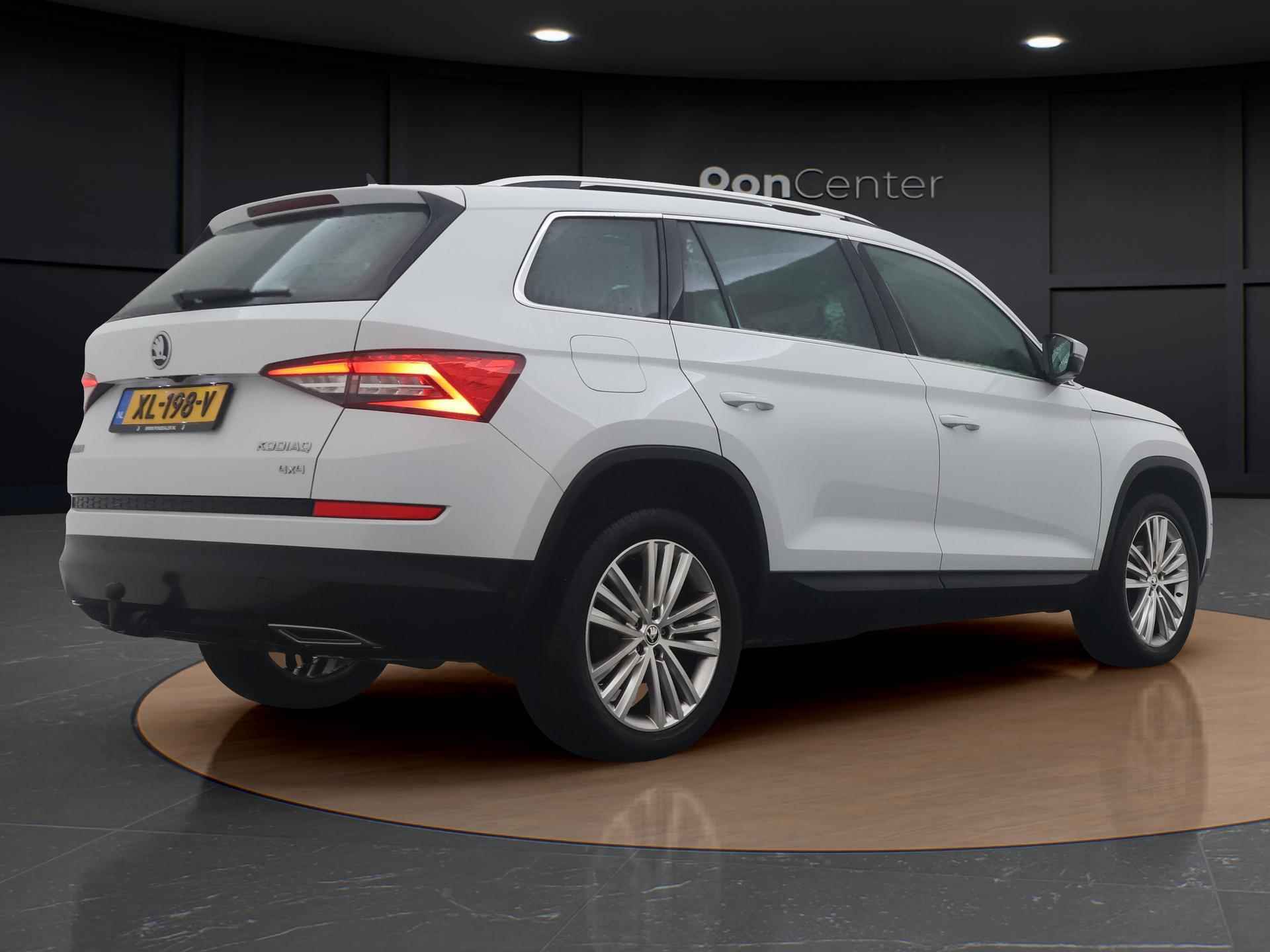 Skoda Kodiaq 1.5 TSI 4x4 Scout Business | NIEUW BINNEN | Pano Dak | Trekhaak | Navigatie | Stoelverwarming | CANTON | Side Assist | - 11/11