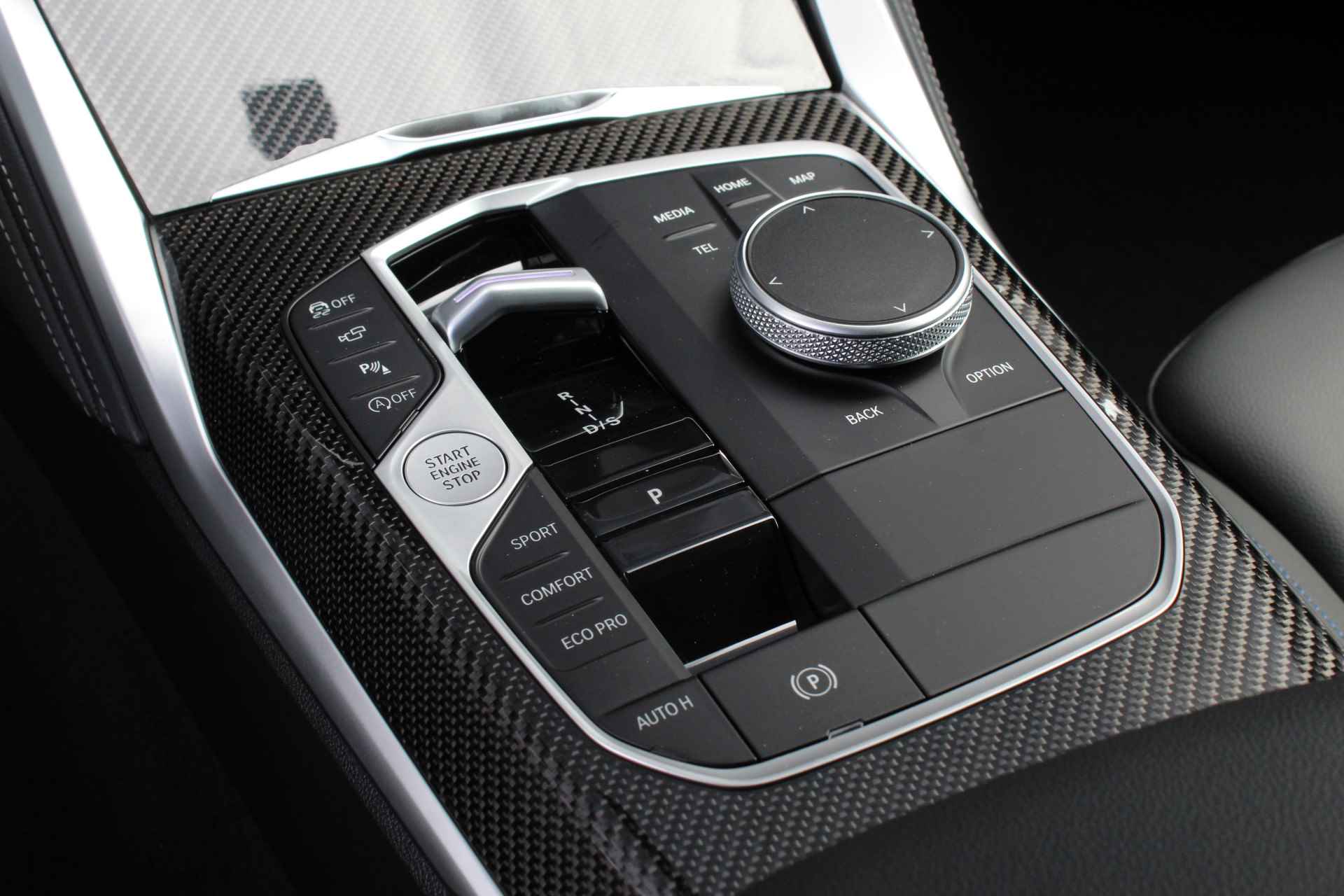 BMW 4 Serie Gran Coupé 430i xDrive High Executive M Sport Automaat / Schuif-kanteldak / Adaptieve LED / Parking Assistant Plus / Driving Assistant Professional / Comfort Access - 25/32