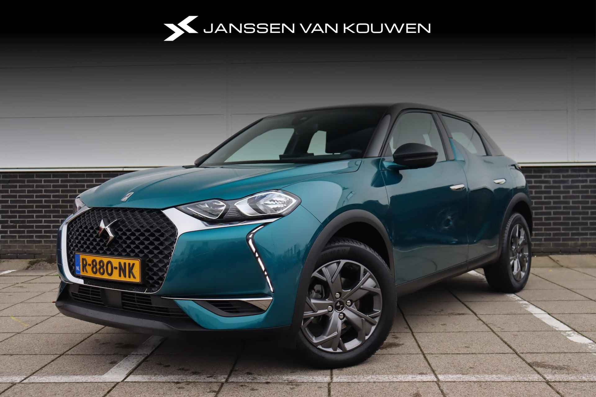 DS 3 Crossback 1.2 PureTech Montmartre *Navi *Carplay *Climate control * parkeersensoren achter *