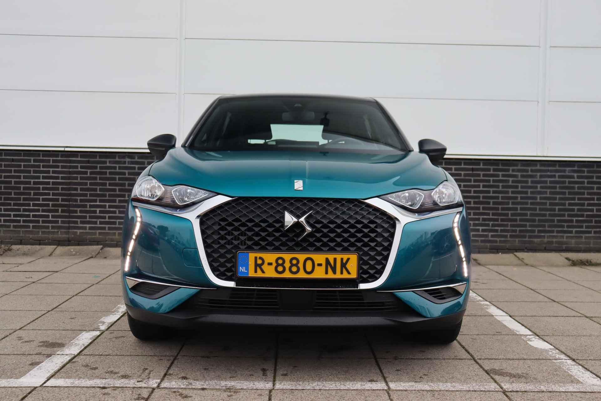 DS 3 Crossback 1.2 PureTech Montmartre *Navi *Carplay *Climate control * parkeersensoren achter * - 2/45