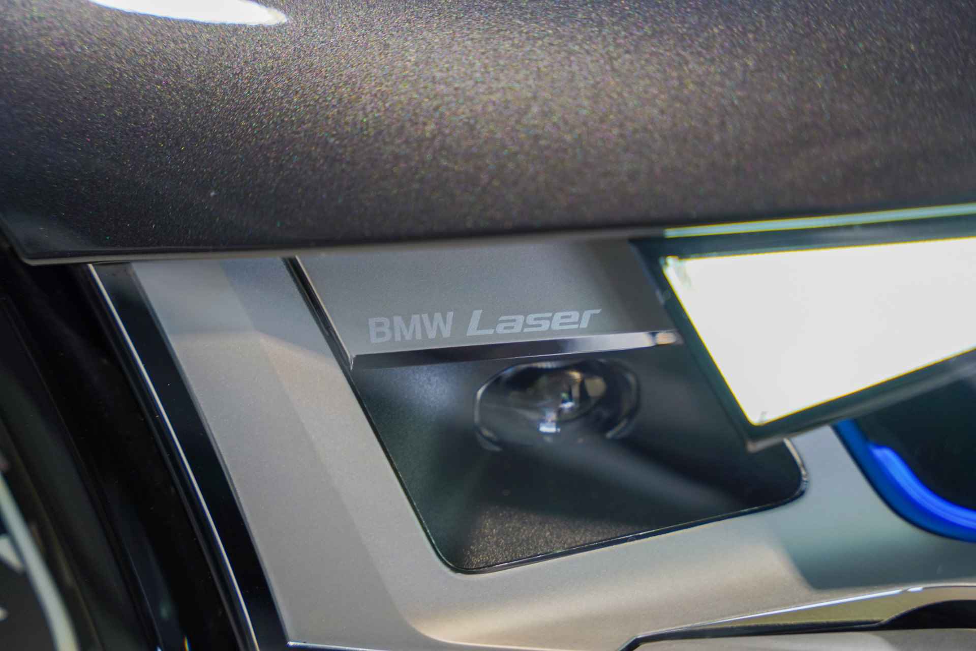 BMW iX xDrive40 Business Edition Plus Sportpakket - 22/31