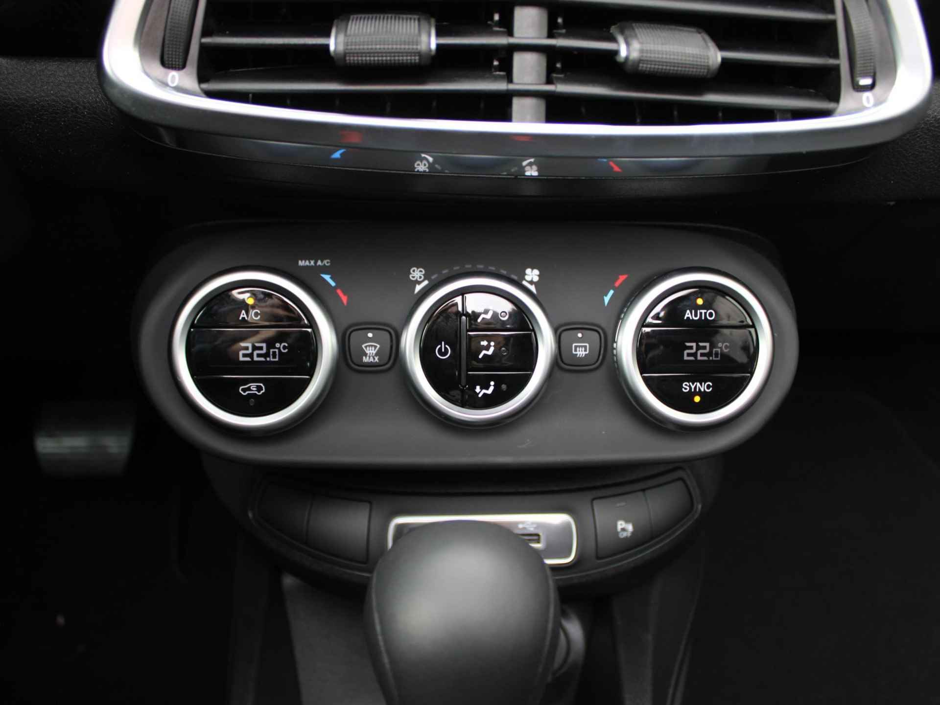 Fiat 500 X 1.5 Hybrid Cabrio | Navi / Camera / Climate - 14/22