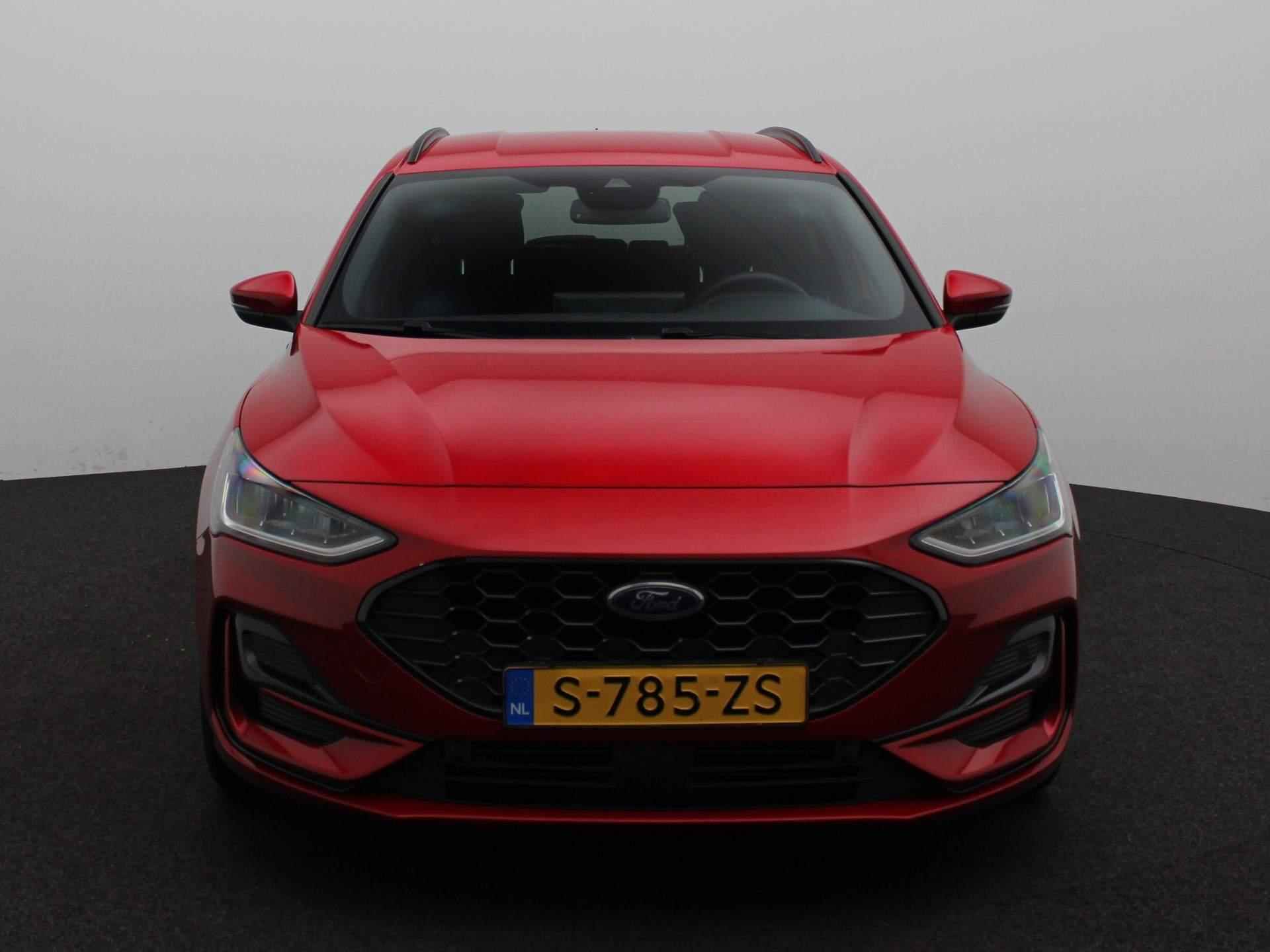 Ford Focus Wagon 1.0 EcoBoost Hybrid ST Line | Navigatie | Camera | Adaptive cruise control - 3/32