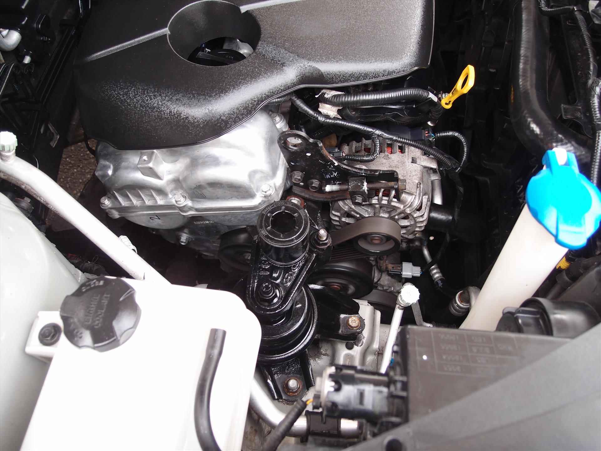 Kia Sportage 1.6 GDI 135pk Dynamics in  " New  " staat met nieuwe motor. - 19/22