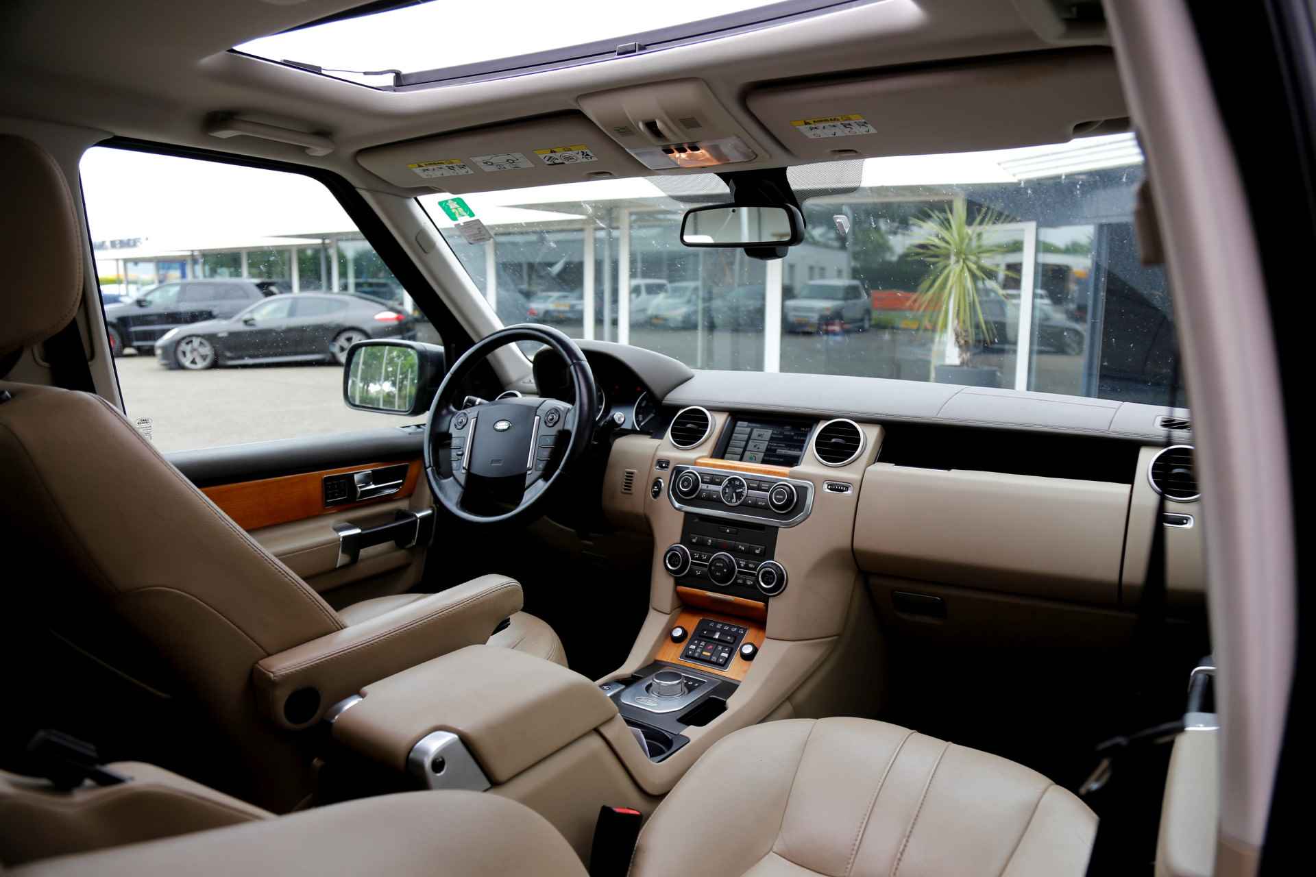 Land Rover Discovery 4 3.0 SDV6 HSE Luxury Edition 7P.*Perfect Onderh.*3x Pano/Leder/Stoelverw.V+A/Stuurverw./Trekhaak/Camera/Xenon/H&K/Keyless Entry - 3/18