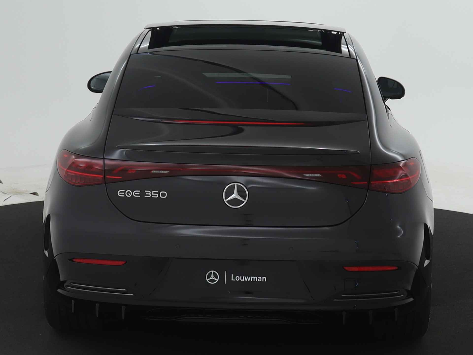 Mercedes-Benz EQE 350 AMG Line 91 kWh | Premium Pack | Nightpakket | Luchtvering | Verwarmd stuurwiel | Rijassistentiepakket plus | Burmester® 3D-Surround sound system | USB-pakket plus | - 29/42