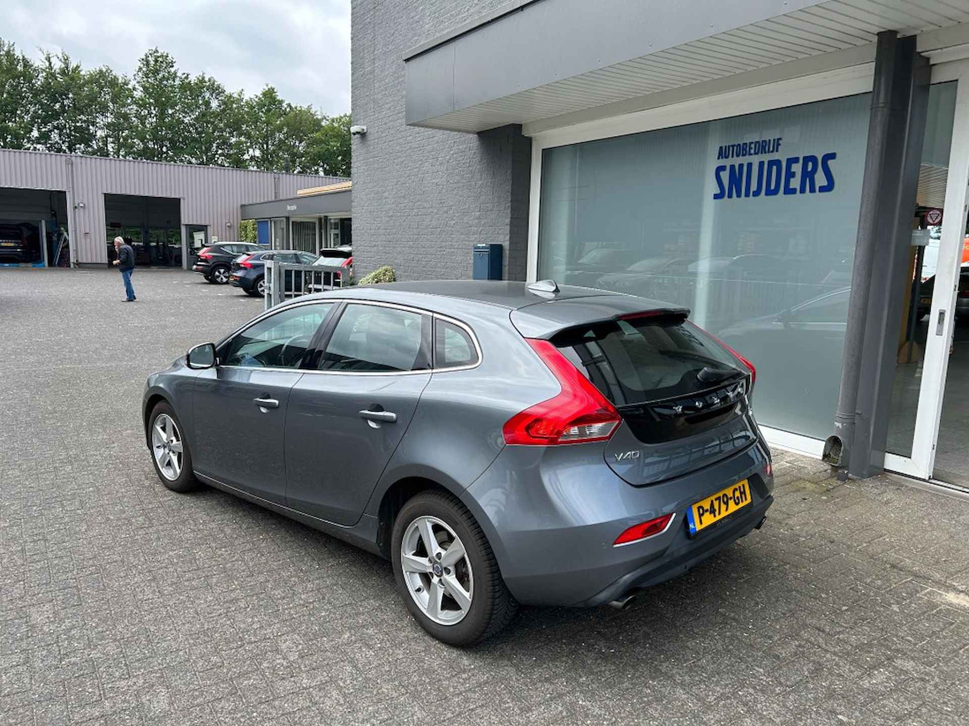 VOLVO V40 T2 1.6i 120PK Kinetic - 6/26