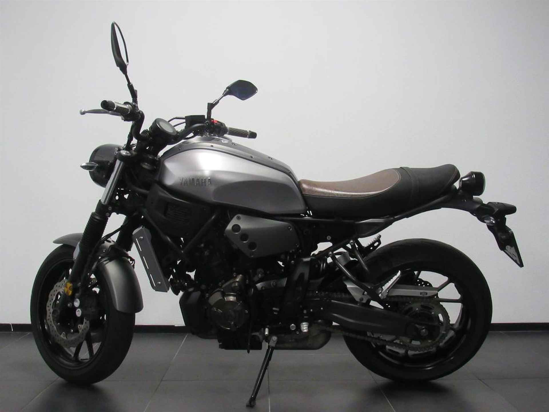 Yamaha XSR 700 ABS - 4/14