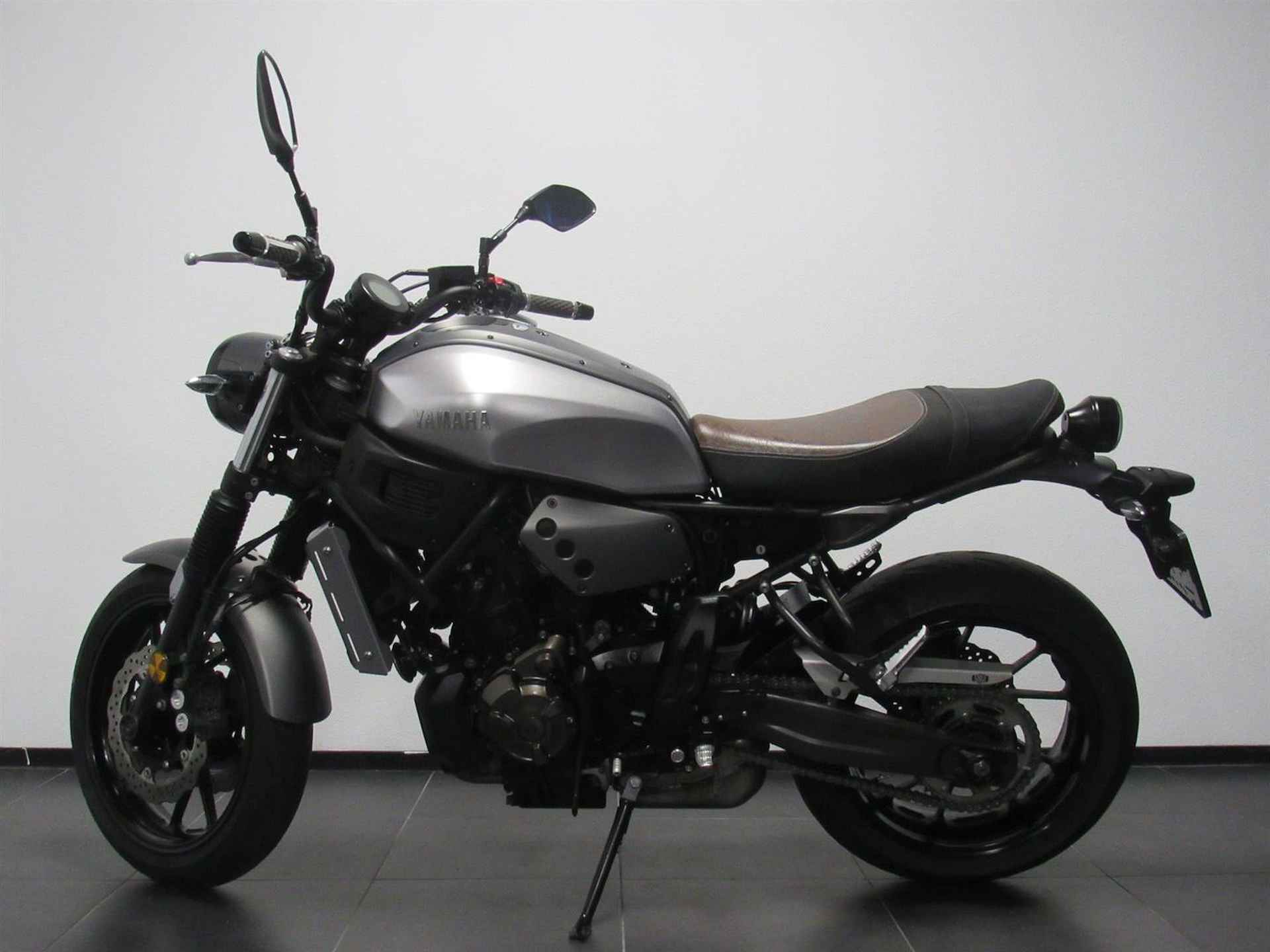 Yamaha XSR 700 ABS - 2017 - 4/14